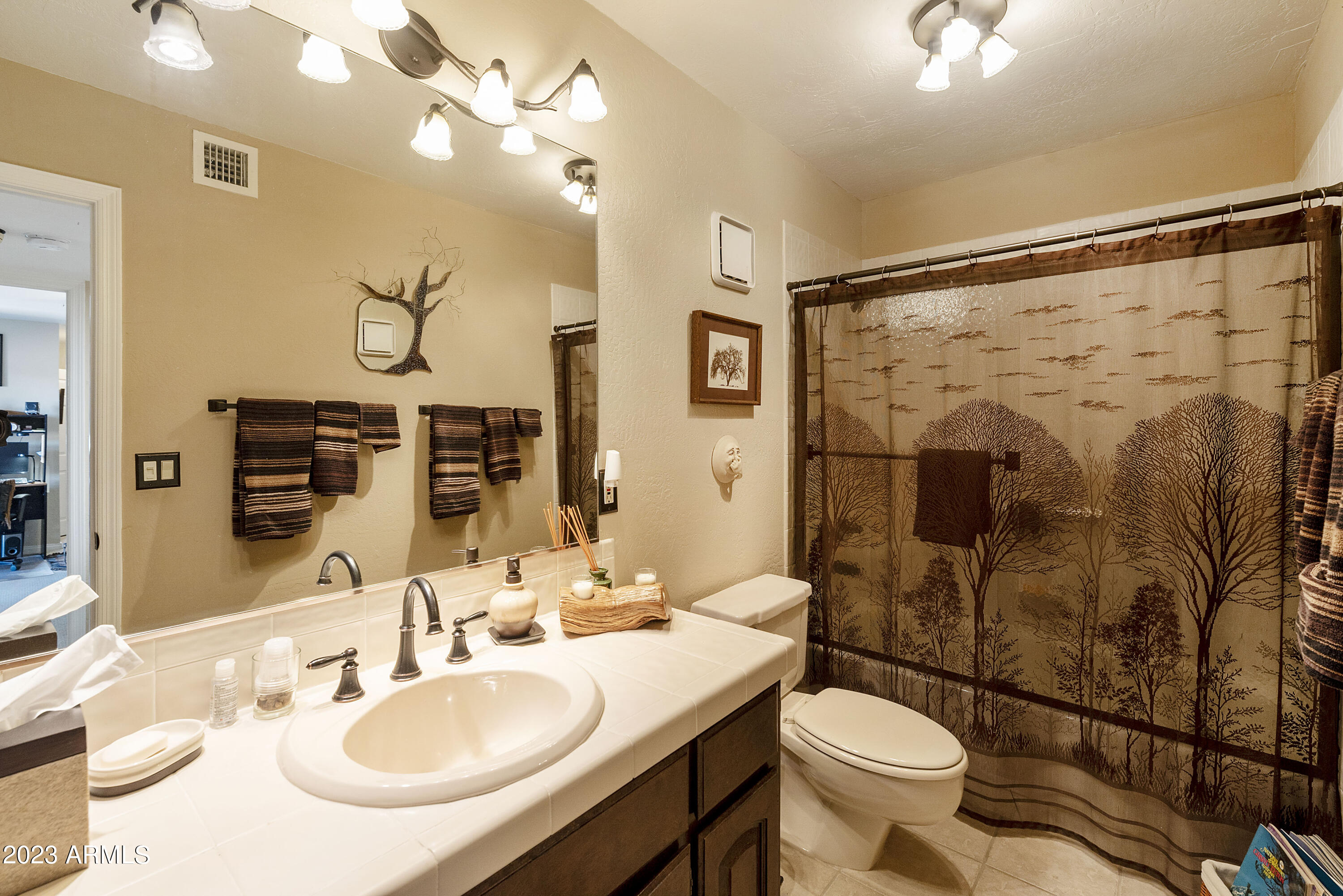 7220 E MARY SHARON Drive Unit: 152