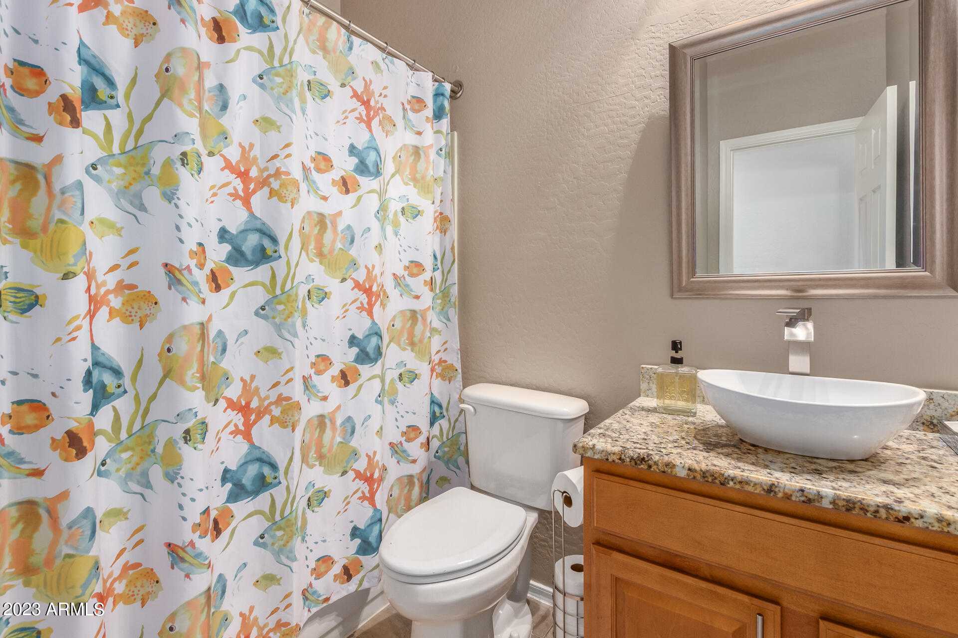 4317 W SUMMERSIDE Road