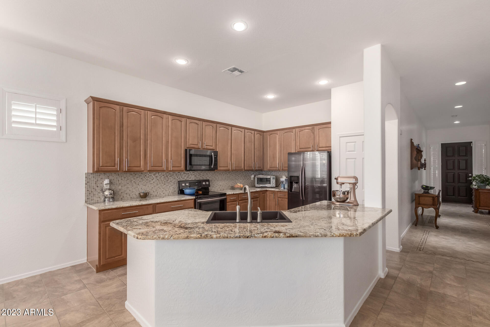 4317 W SUMMERSIDE Road