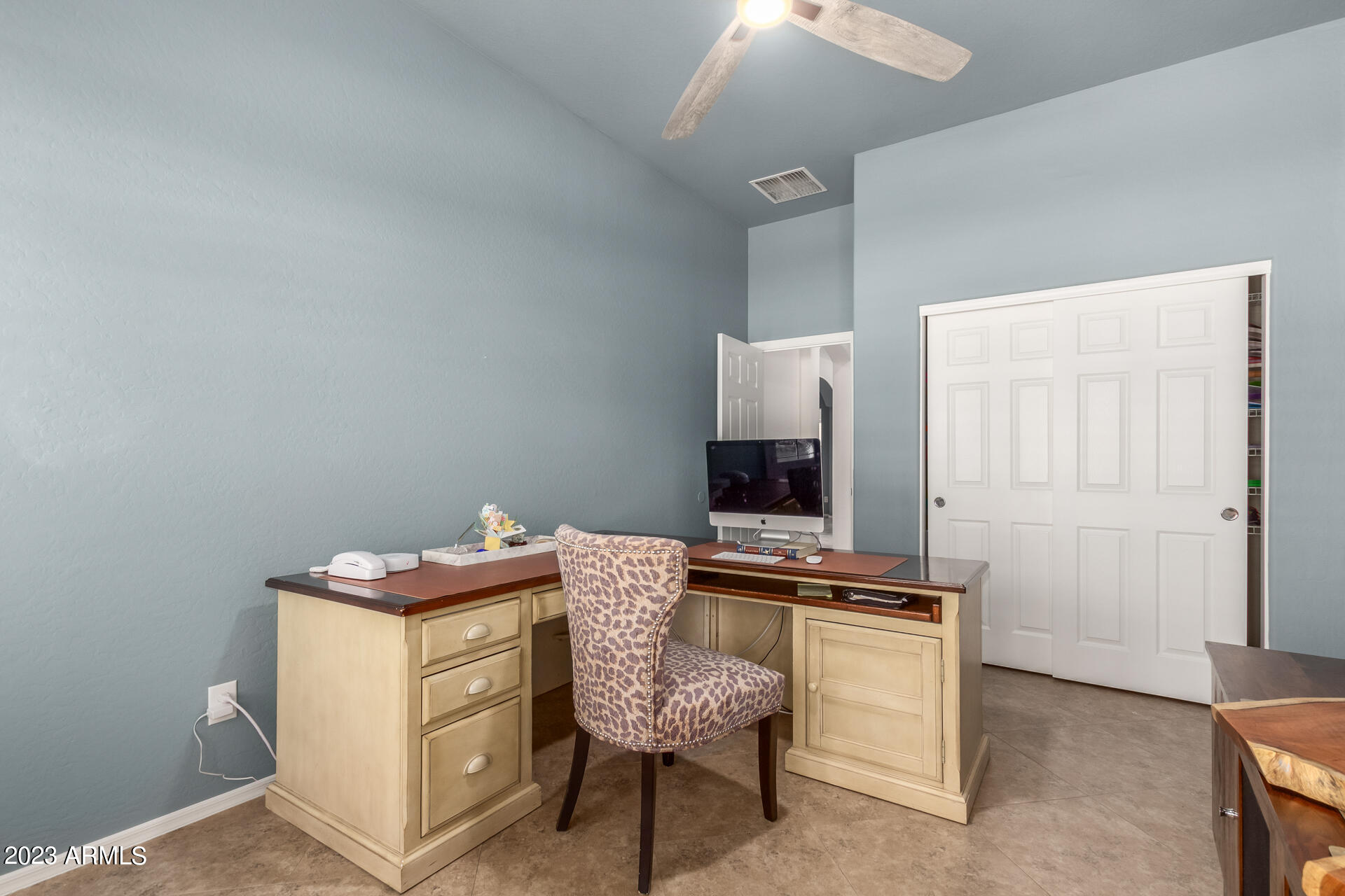 4317 W SUMMERSIDE Road