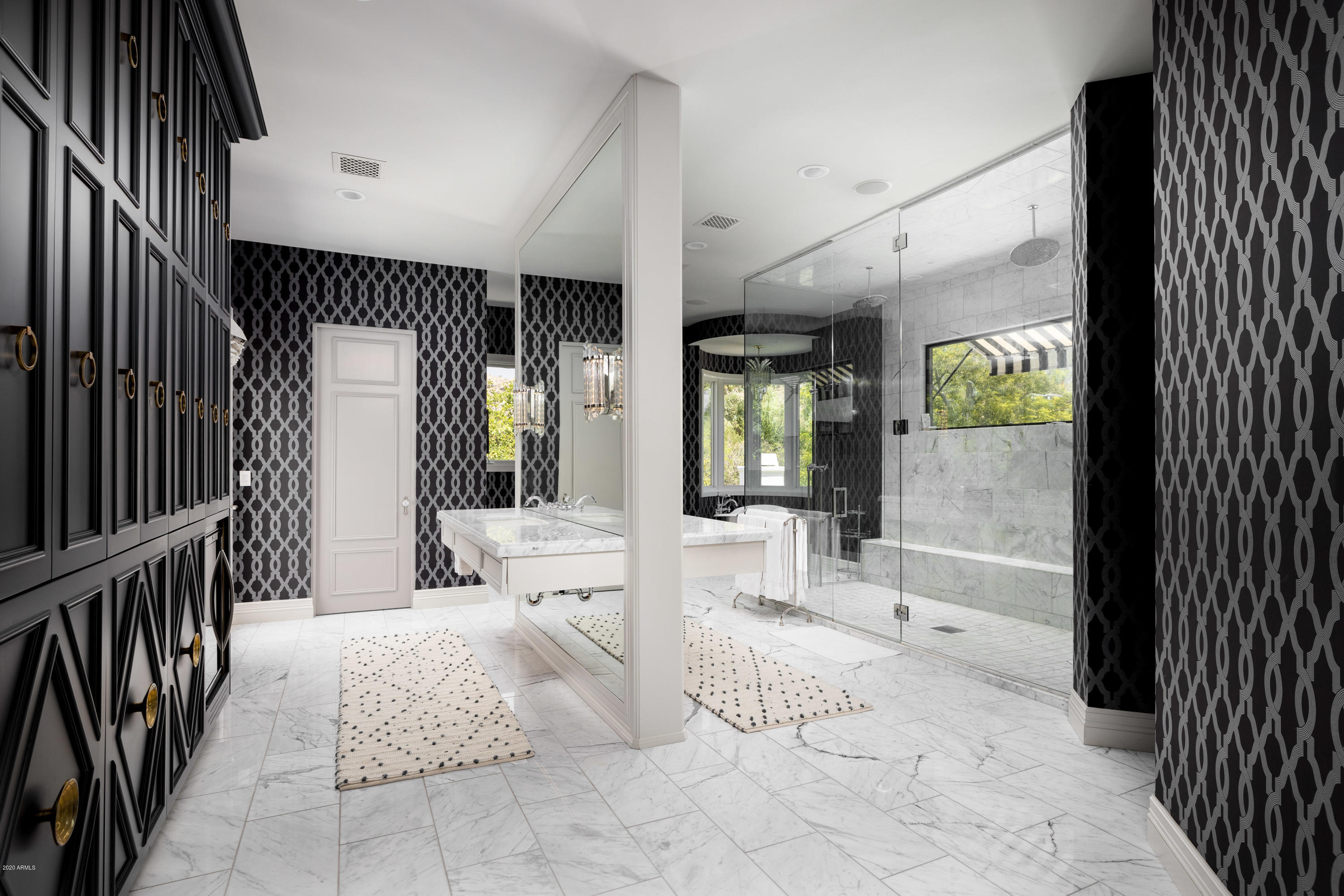 6440 E Sierra Vista Drive