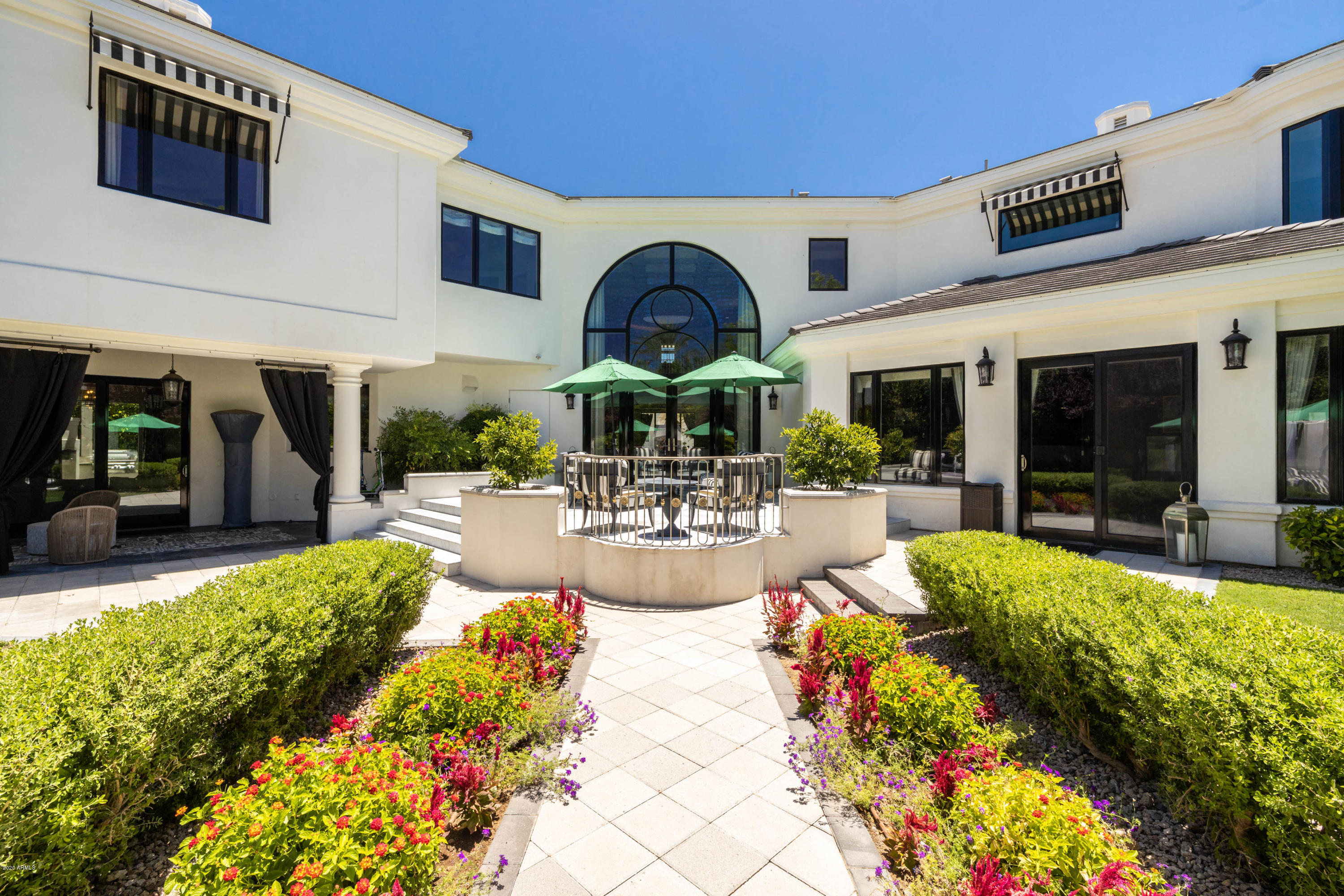 6440 E Sierra Vista Drive