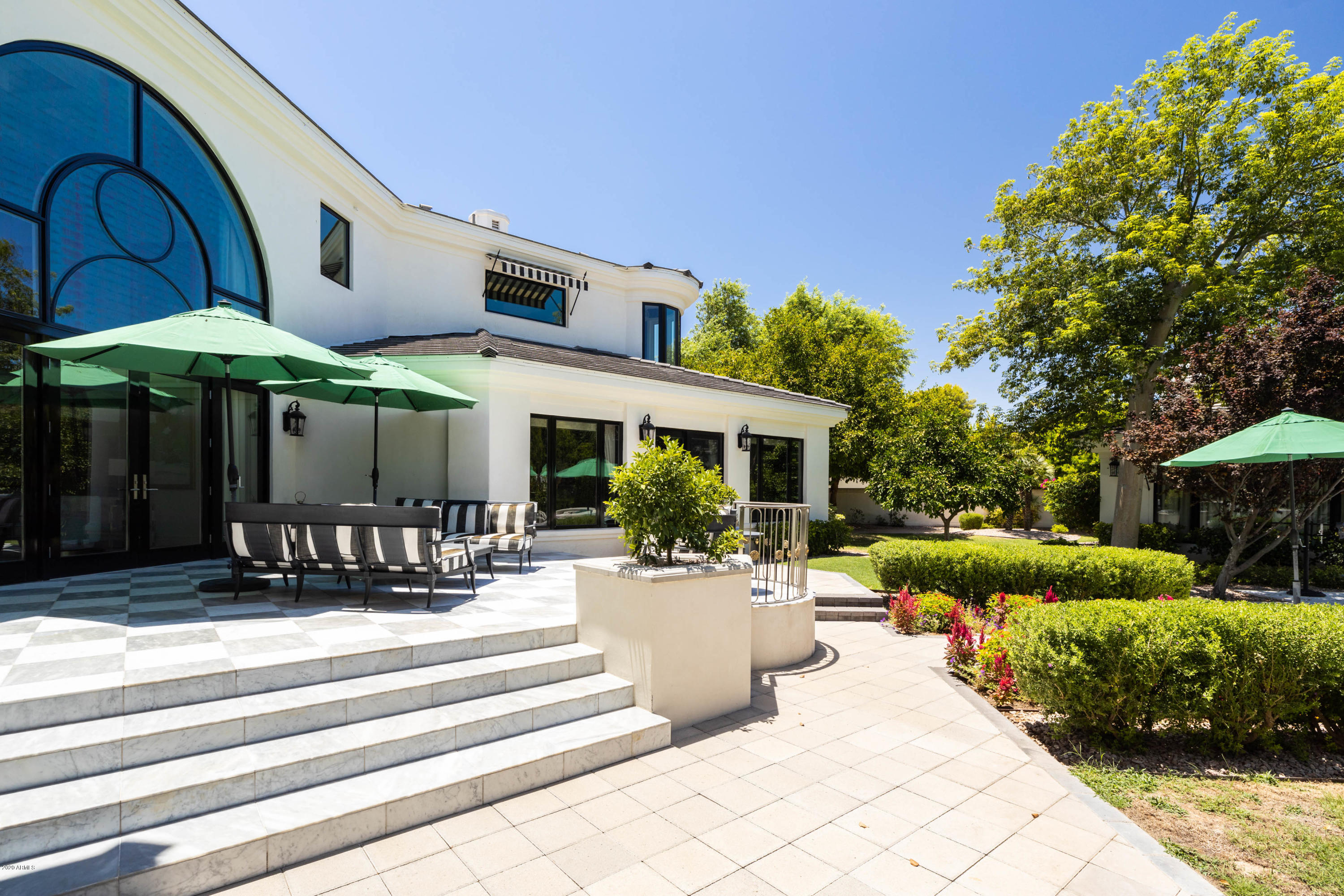 6440 E Sierra Vista Drive