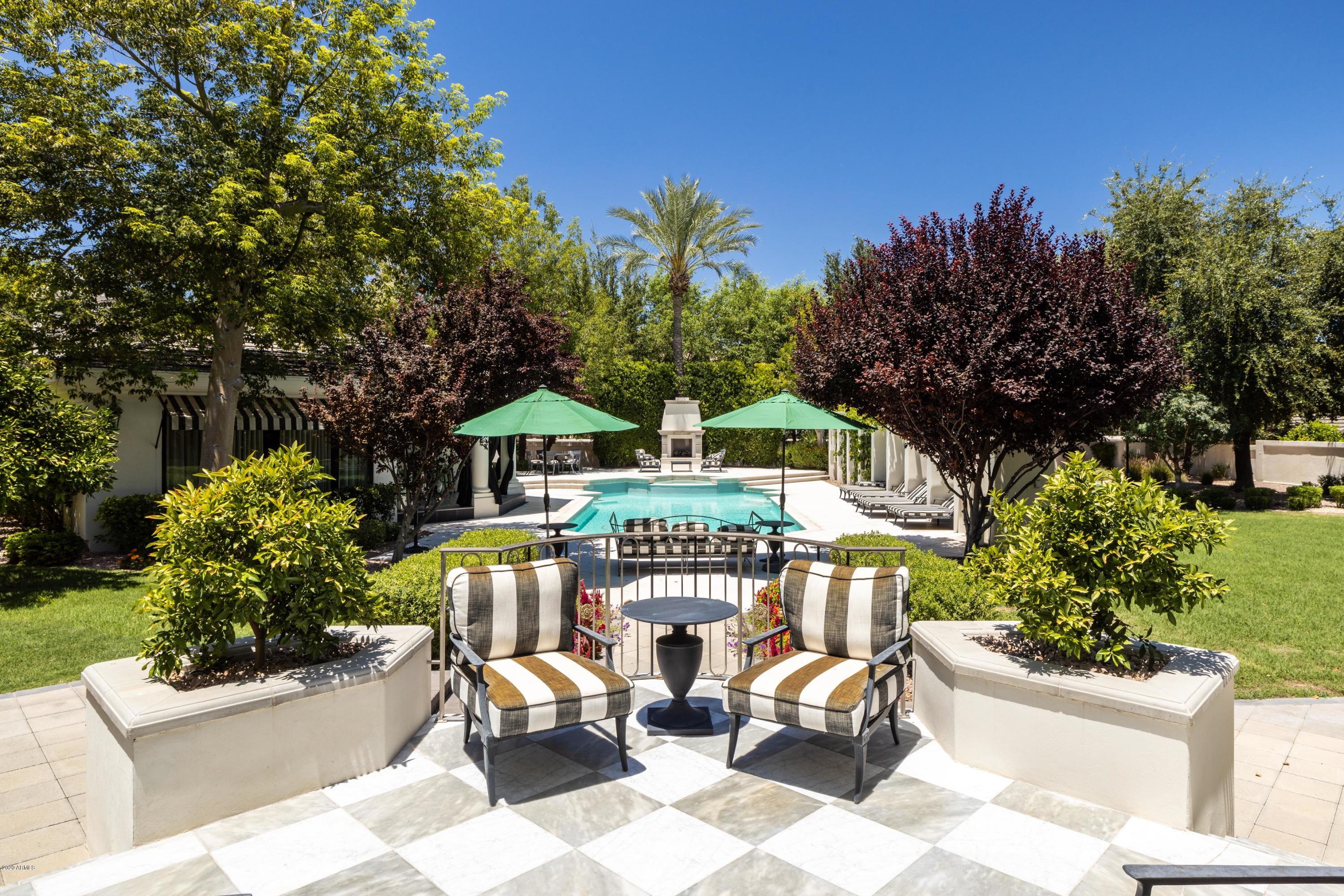 6440 E Sierra Vista Drive