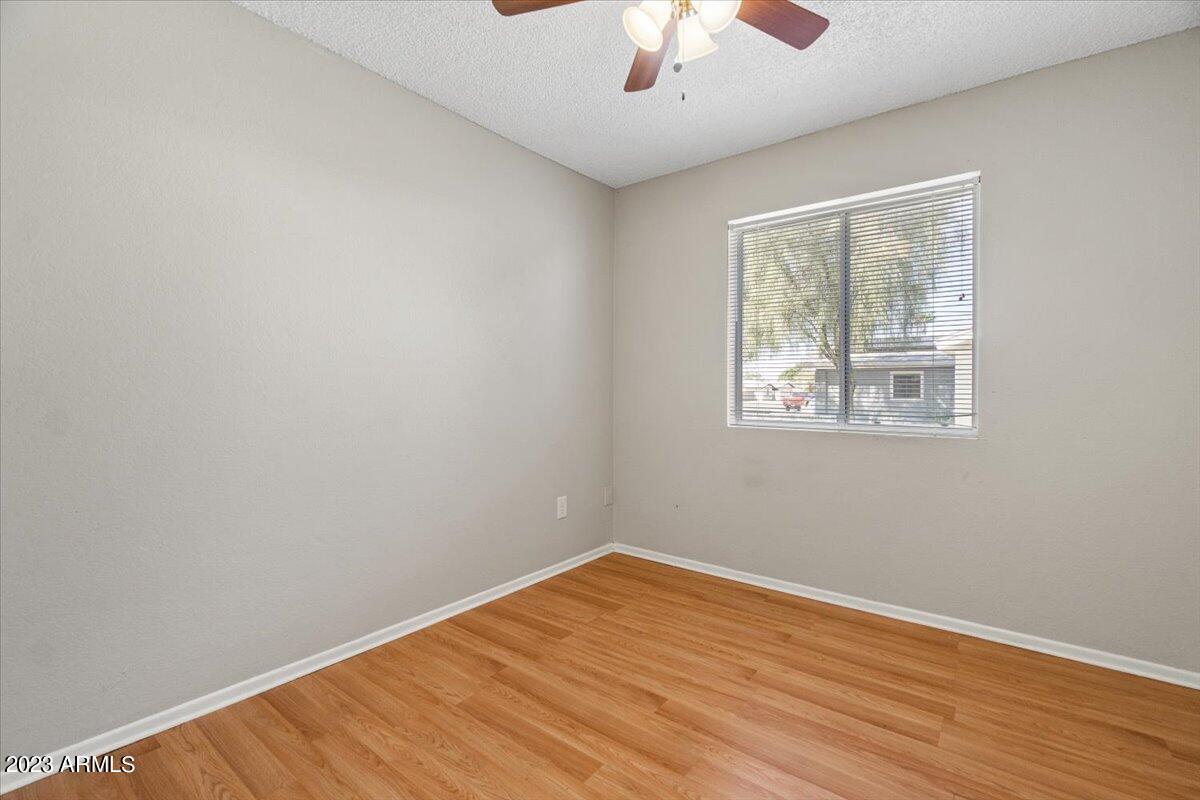 1430 W ROCKWOOD Drive