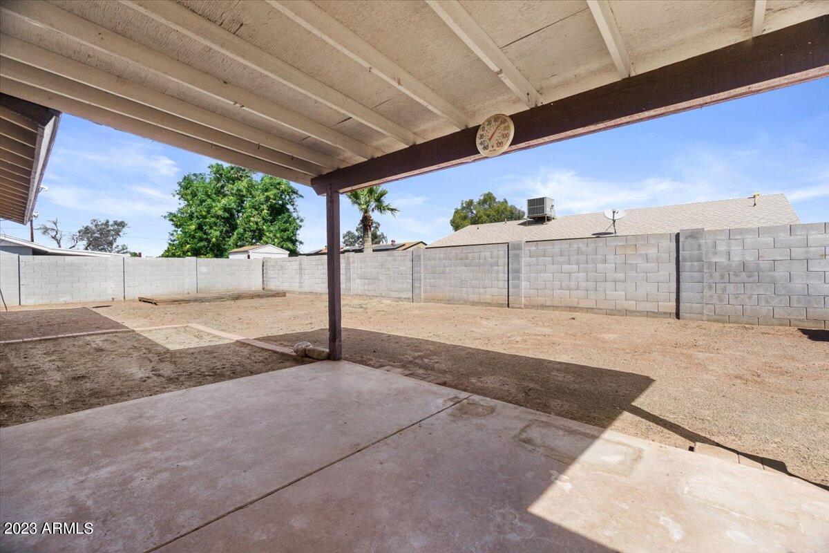 1430 W ROCKWOOD Drive