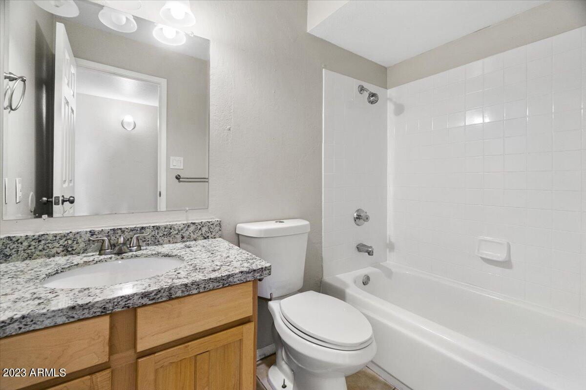 1430 W ROCKWOOD Drive