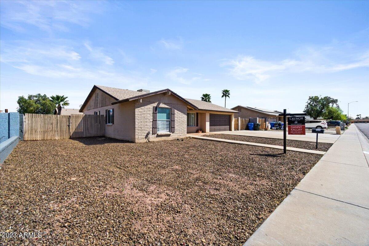 1430 W ROCKWOOD Drive