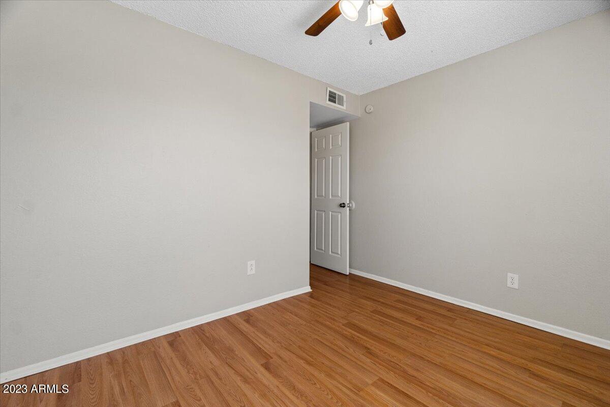 1430 W ROCKWOOD Drive