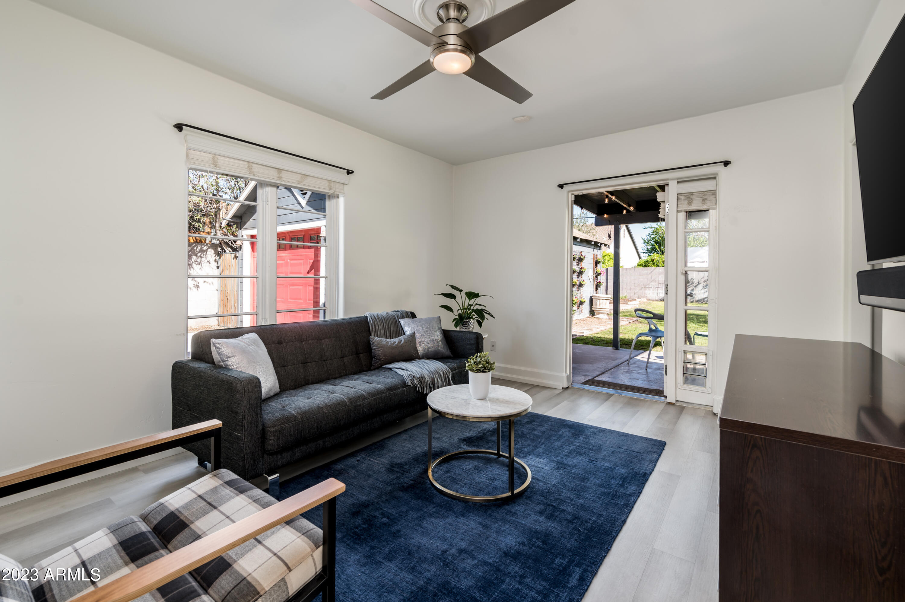 1502 E CHEERY LYNN Road