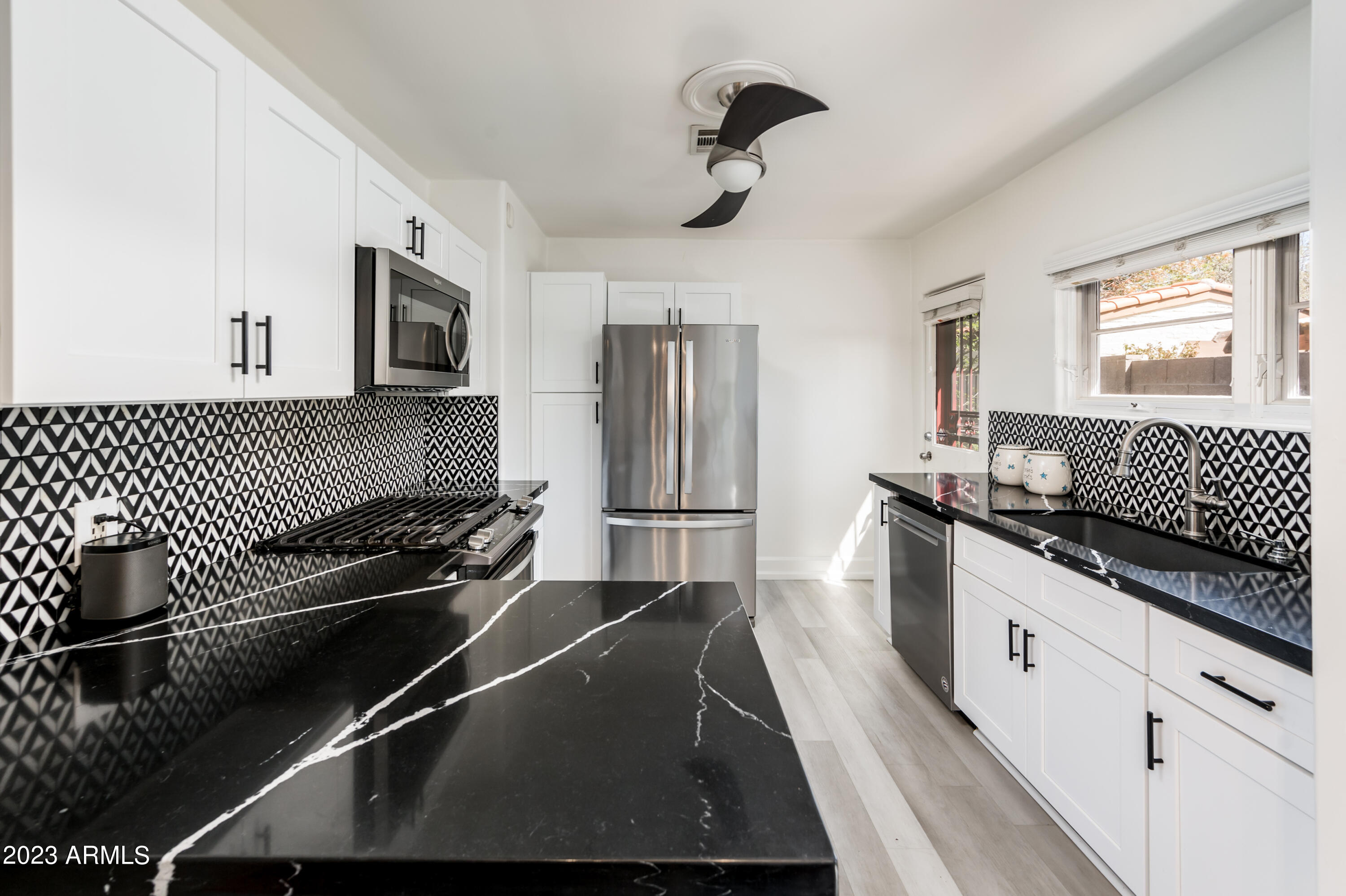 1502 E CHEERY LYNN Road