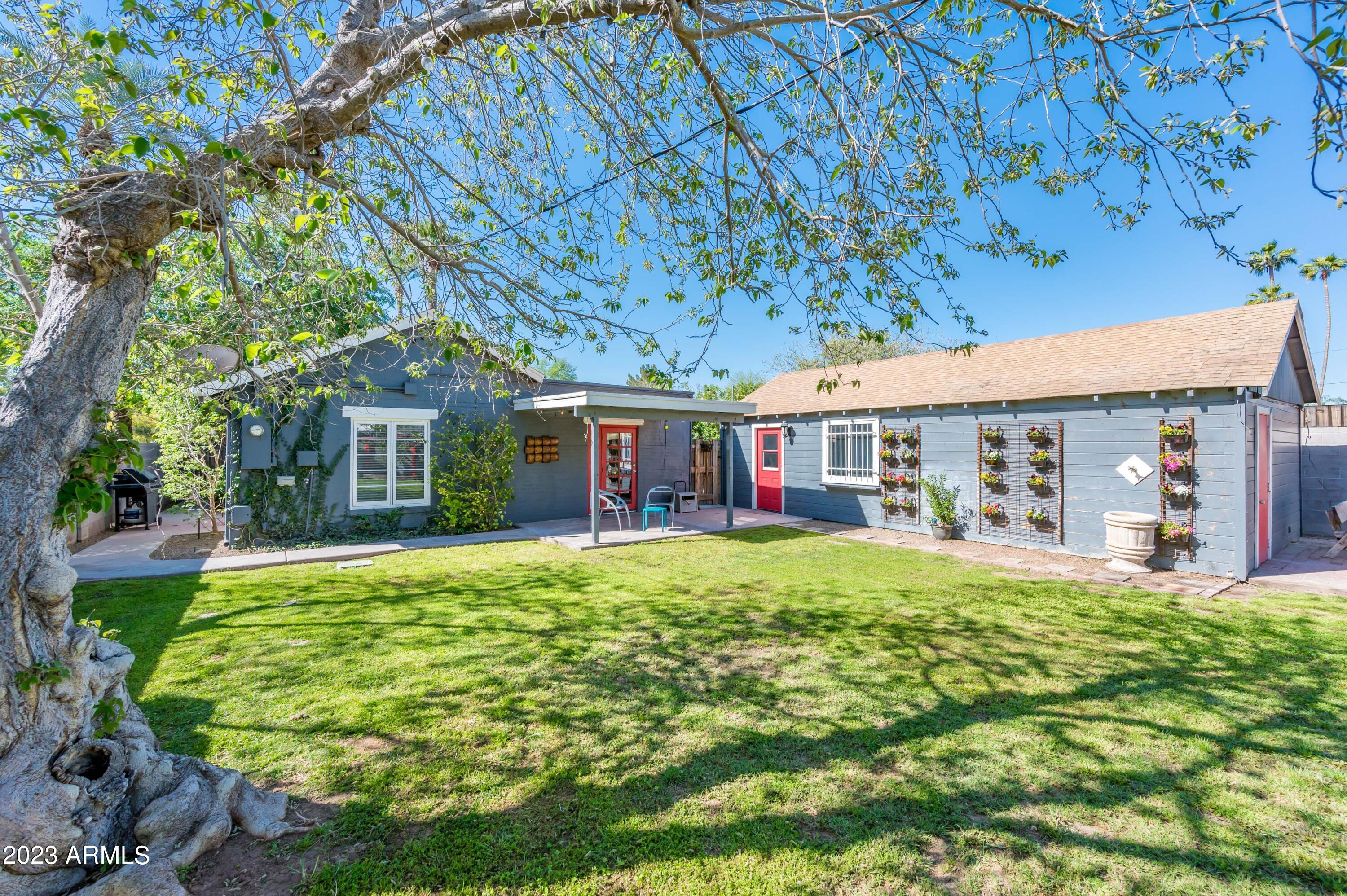 1502 E CHEERY LYNN Road