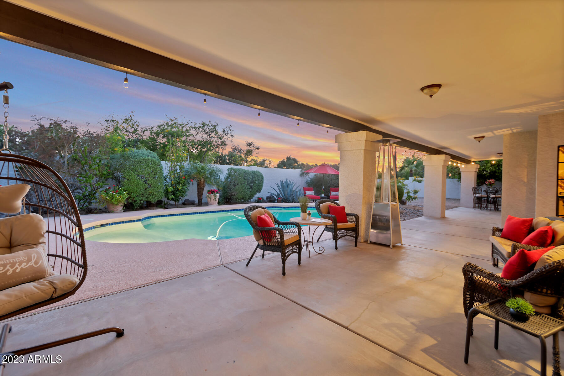 8387 E THOROUGHBRED Trail