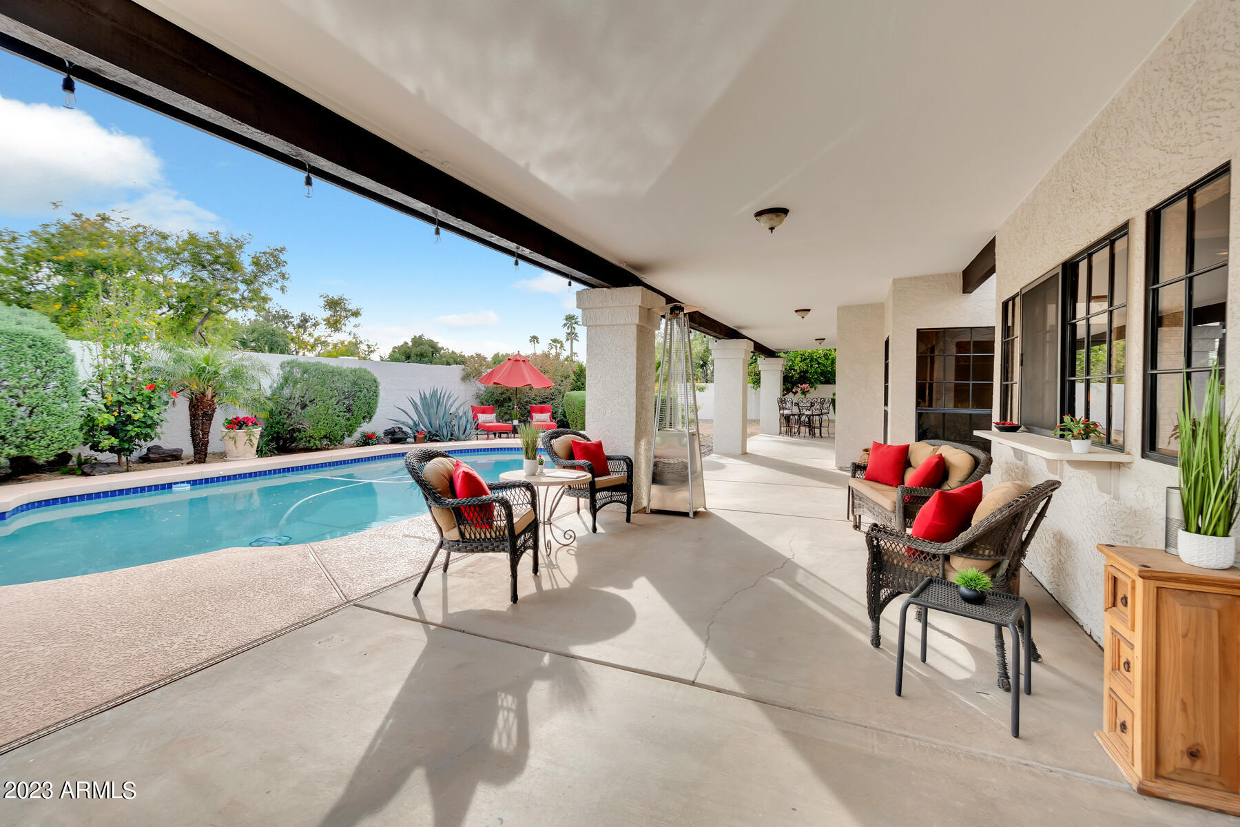 8387 E THOROUGHBRED Trail