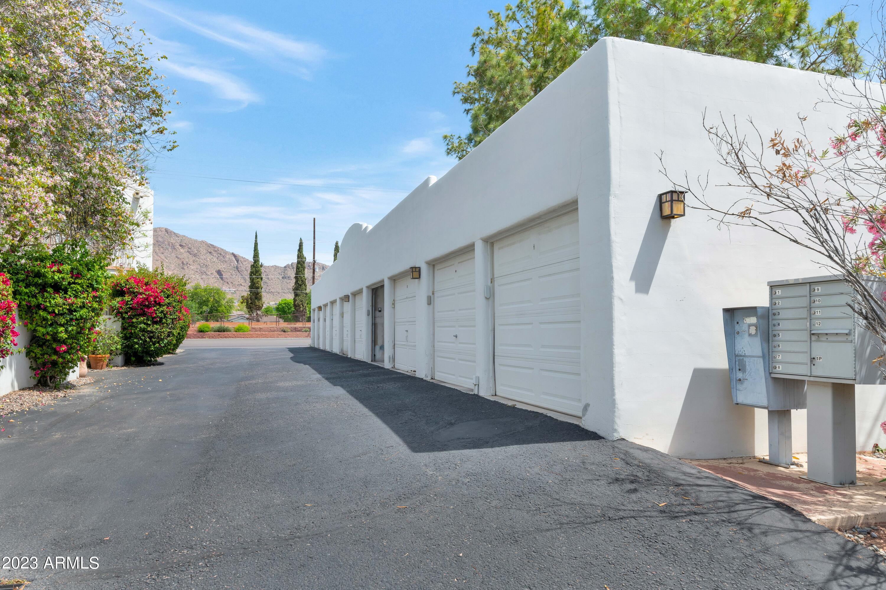 4955 E INDIAN SCHOOL Road Unit: 4