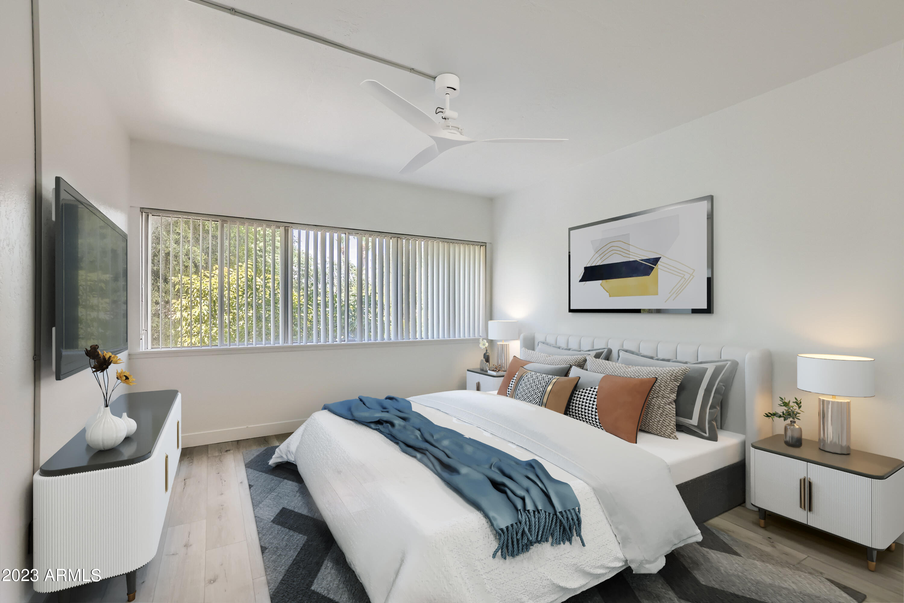 353 E THOMAS Road Unit: C206