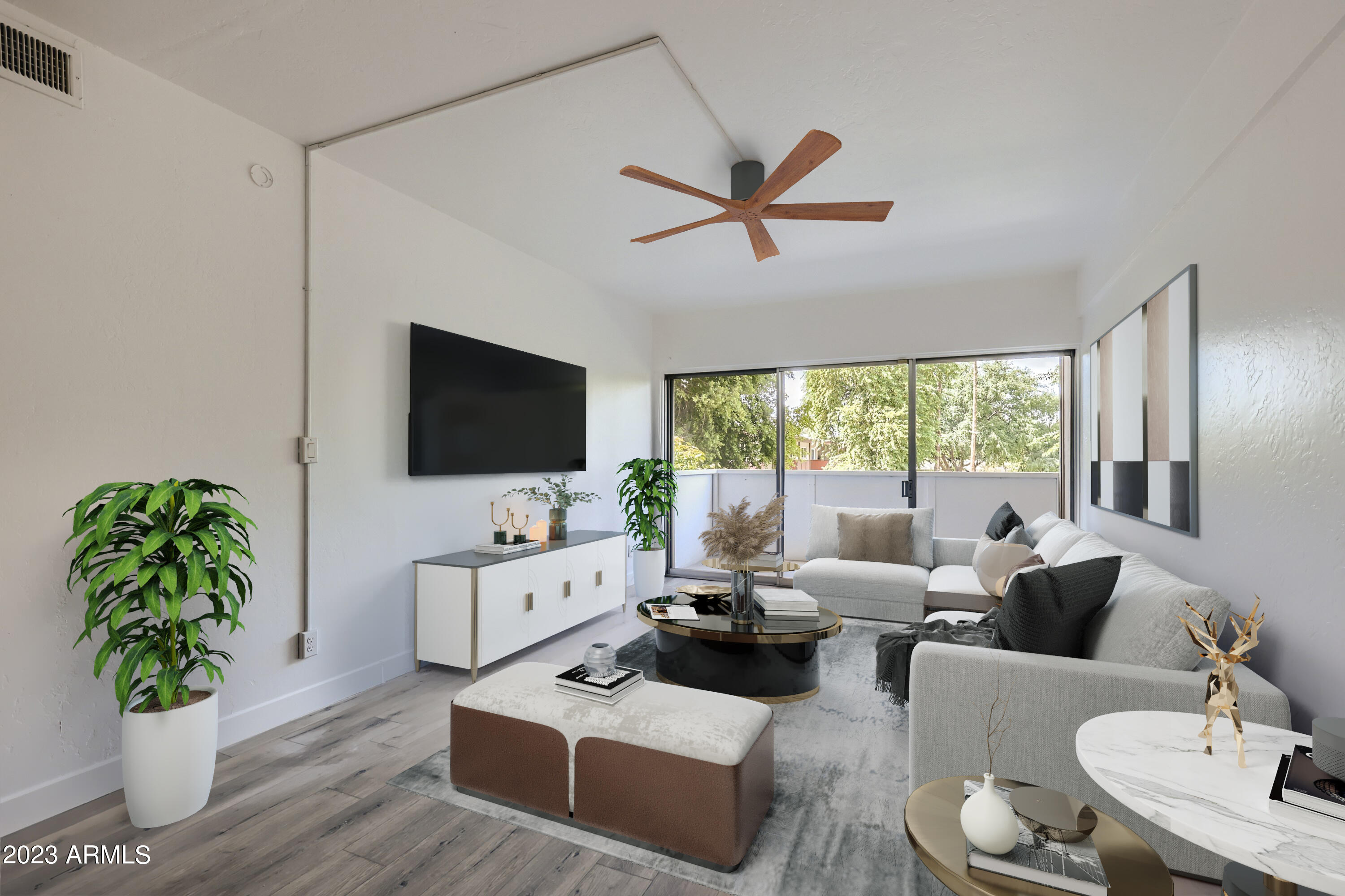 353 E THOMAS Road Unit: C206