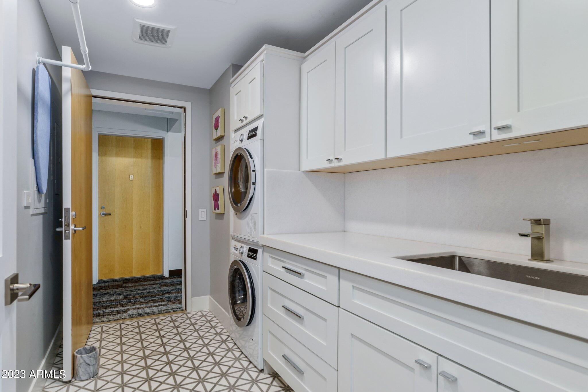 7141 E RANCHO VISTA Drive Unit: 7001