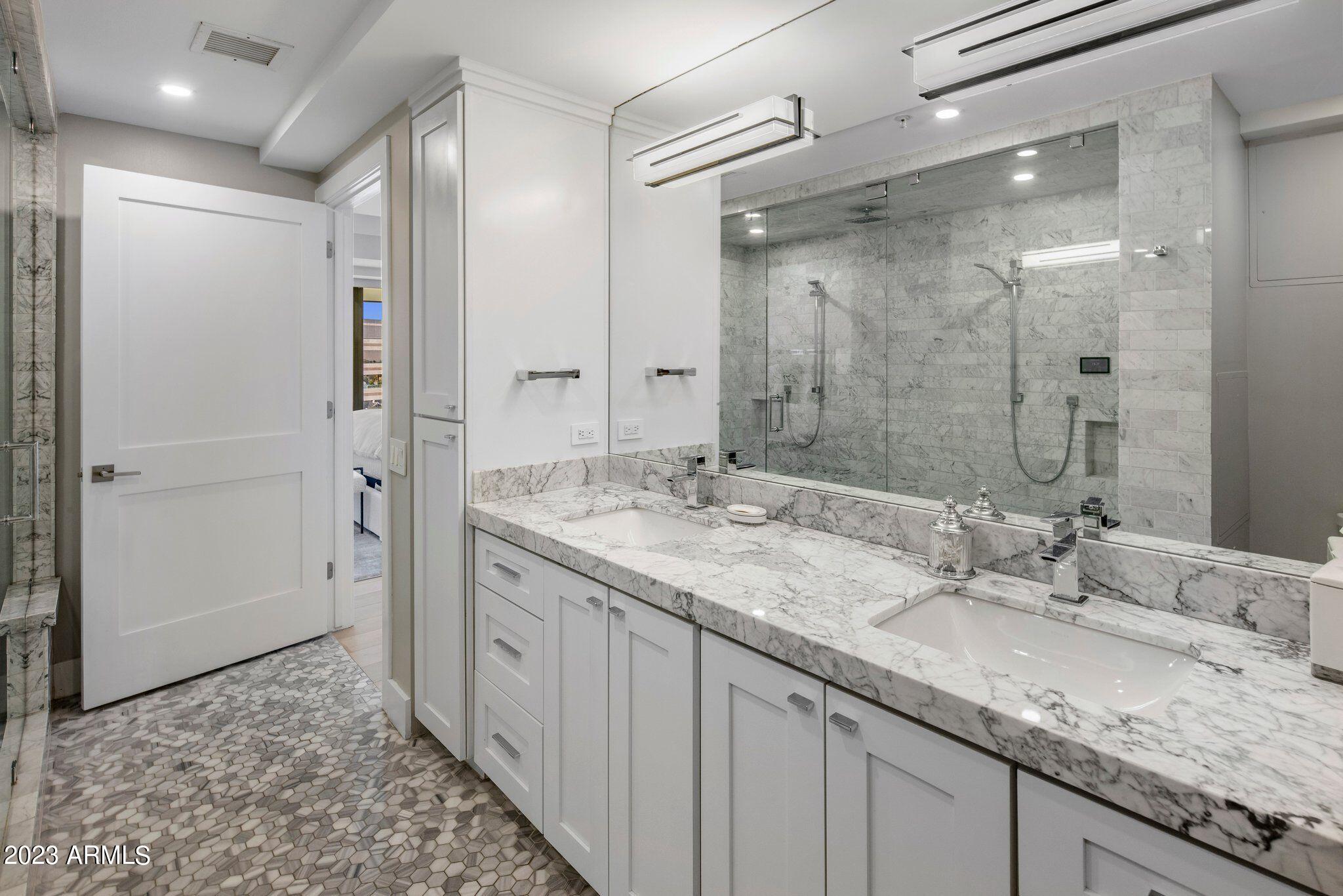 7141 E RANCHO VISTA Drive Unit: 7001