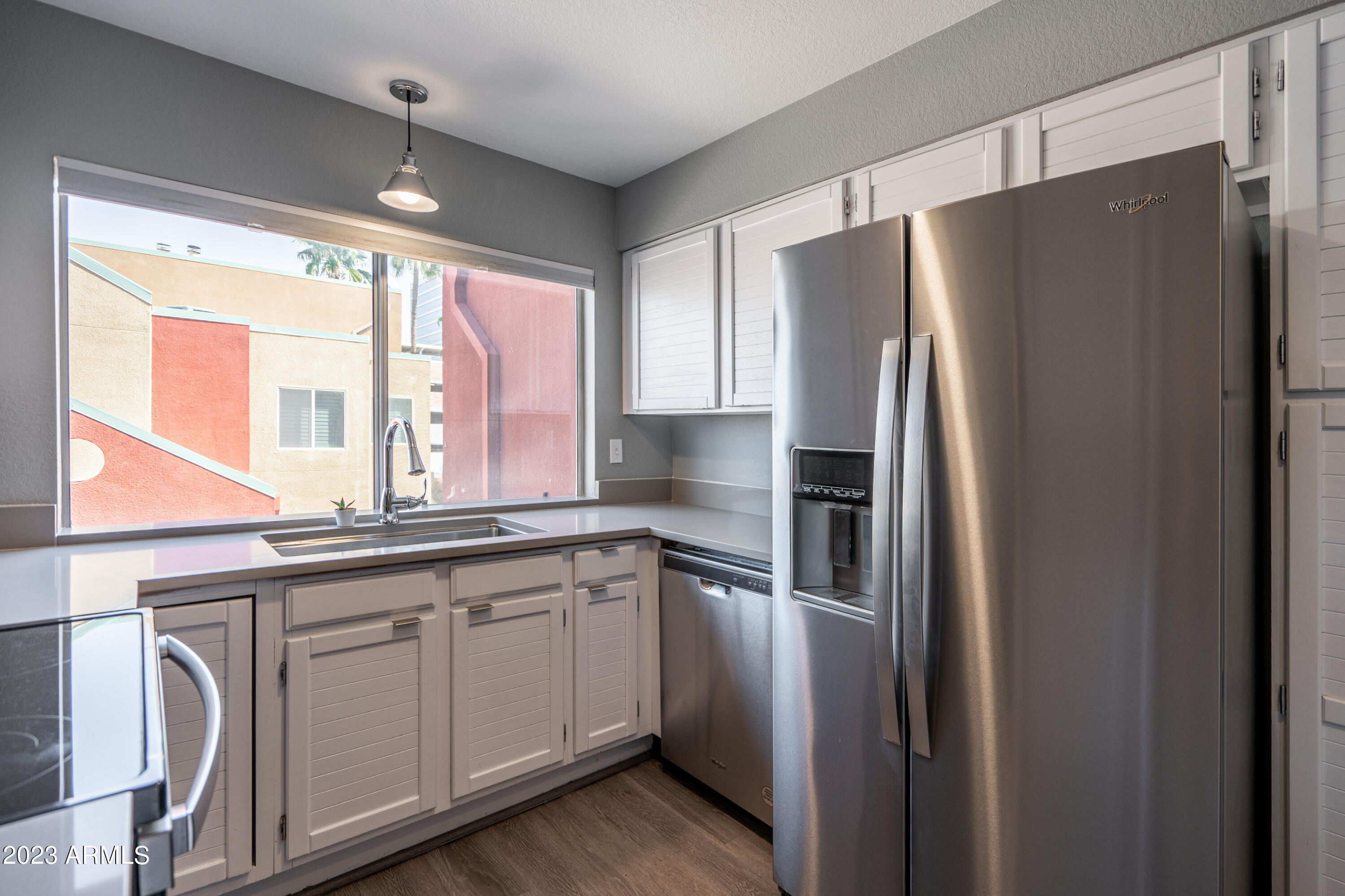 154 W 5TH Street Unit: 251