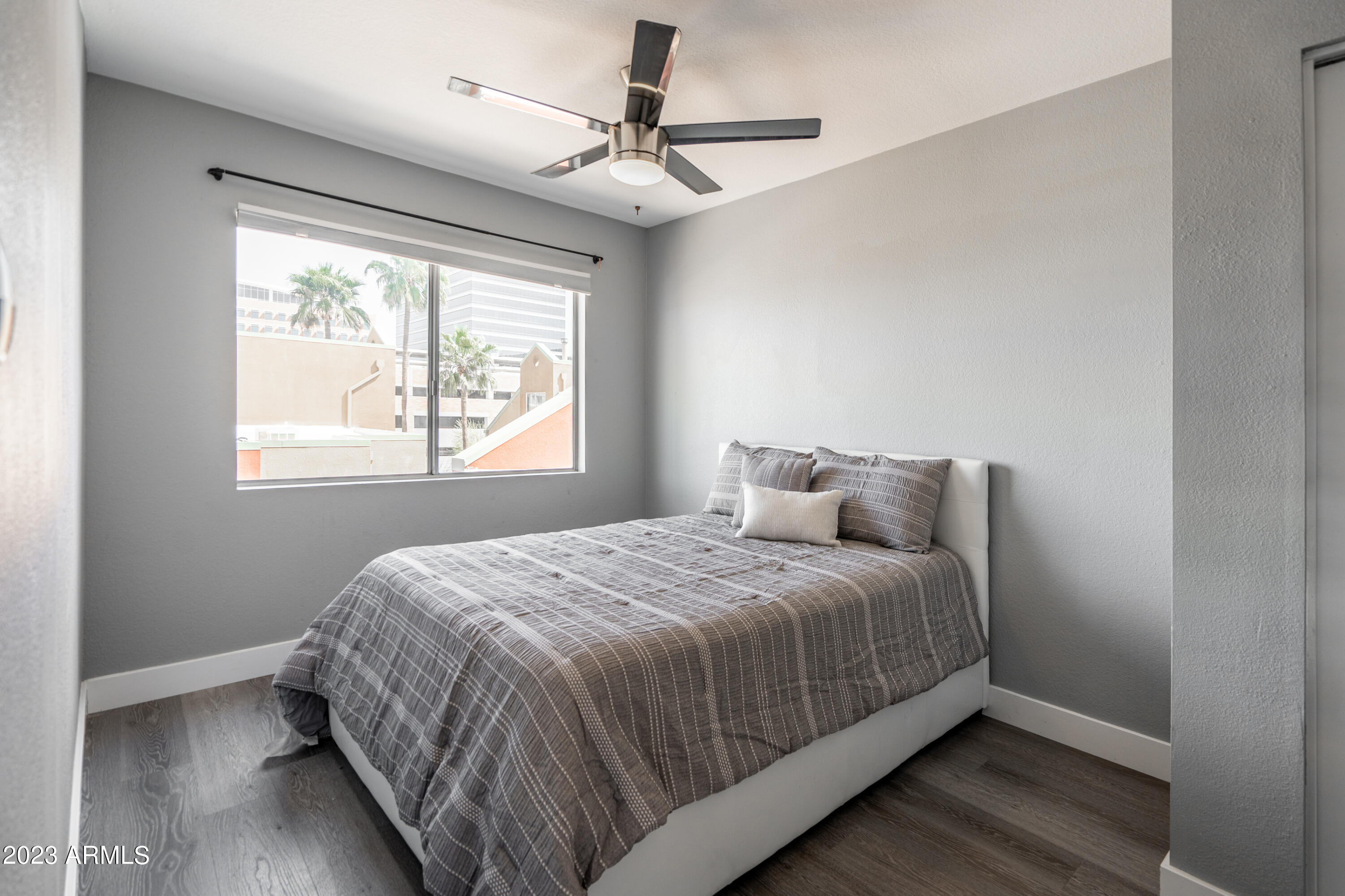 154 W 5TH Street Unit: 251