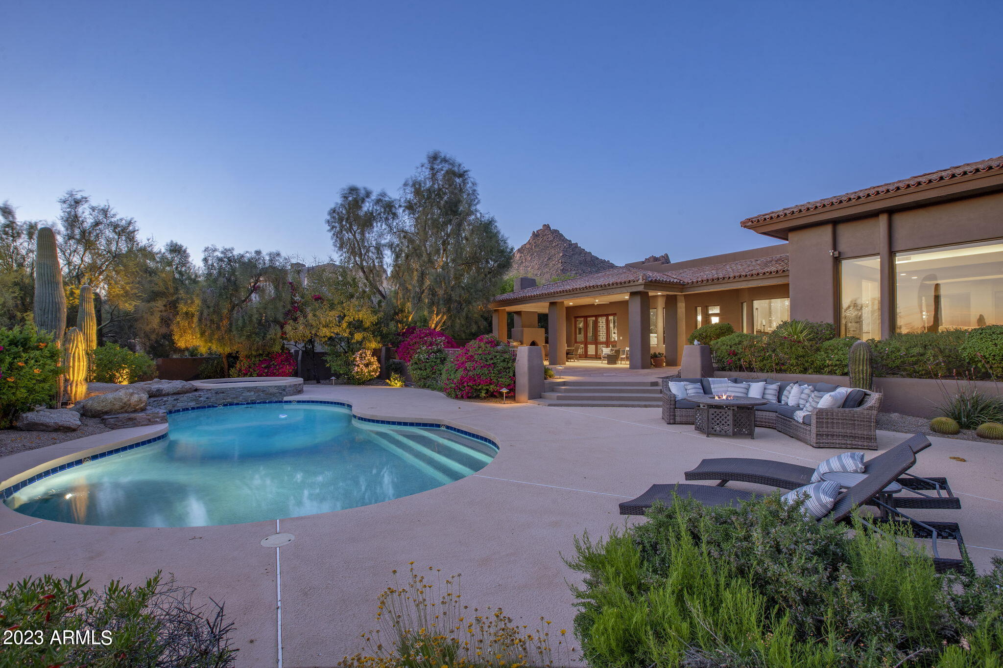 10801 E HAPPY VALLEY Road Unit: 5