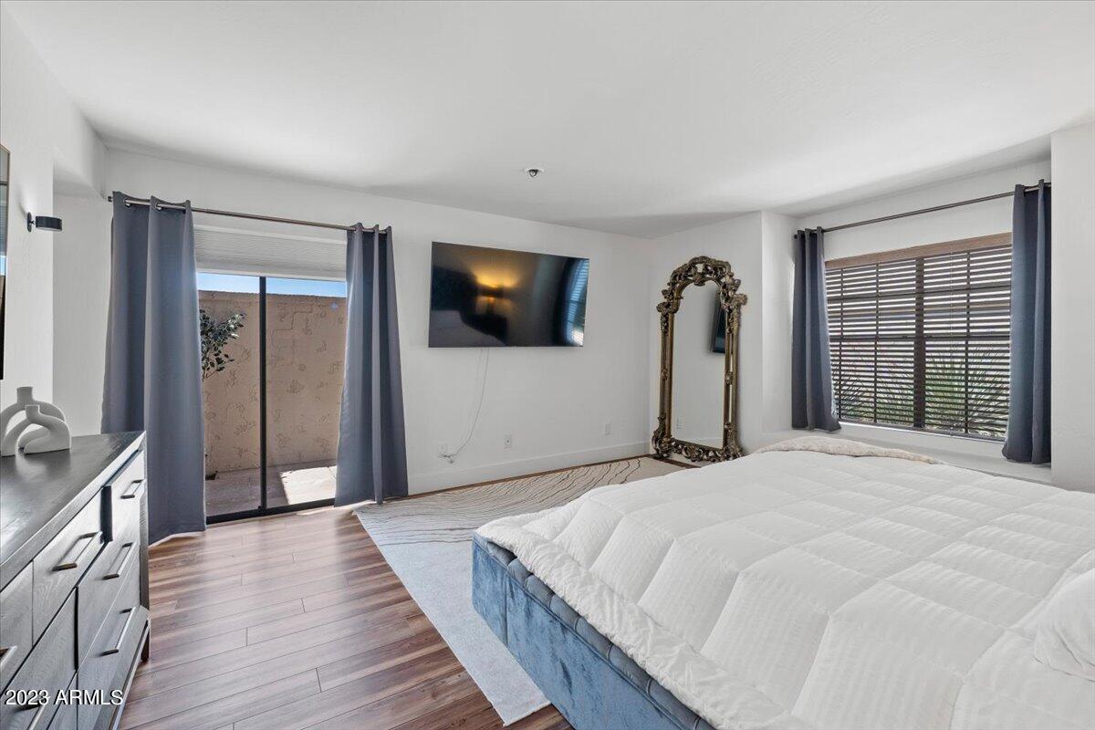6349 N 78th Street Unit: 105