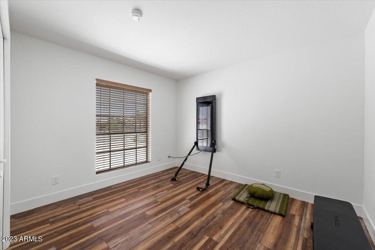 6349 N 78th Street Unit: 105