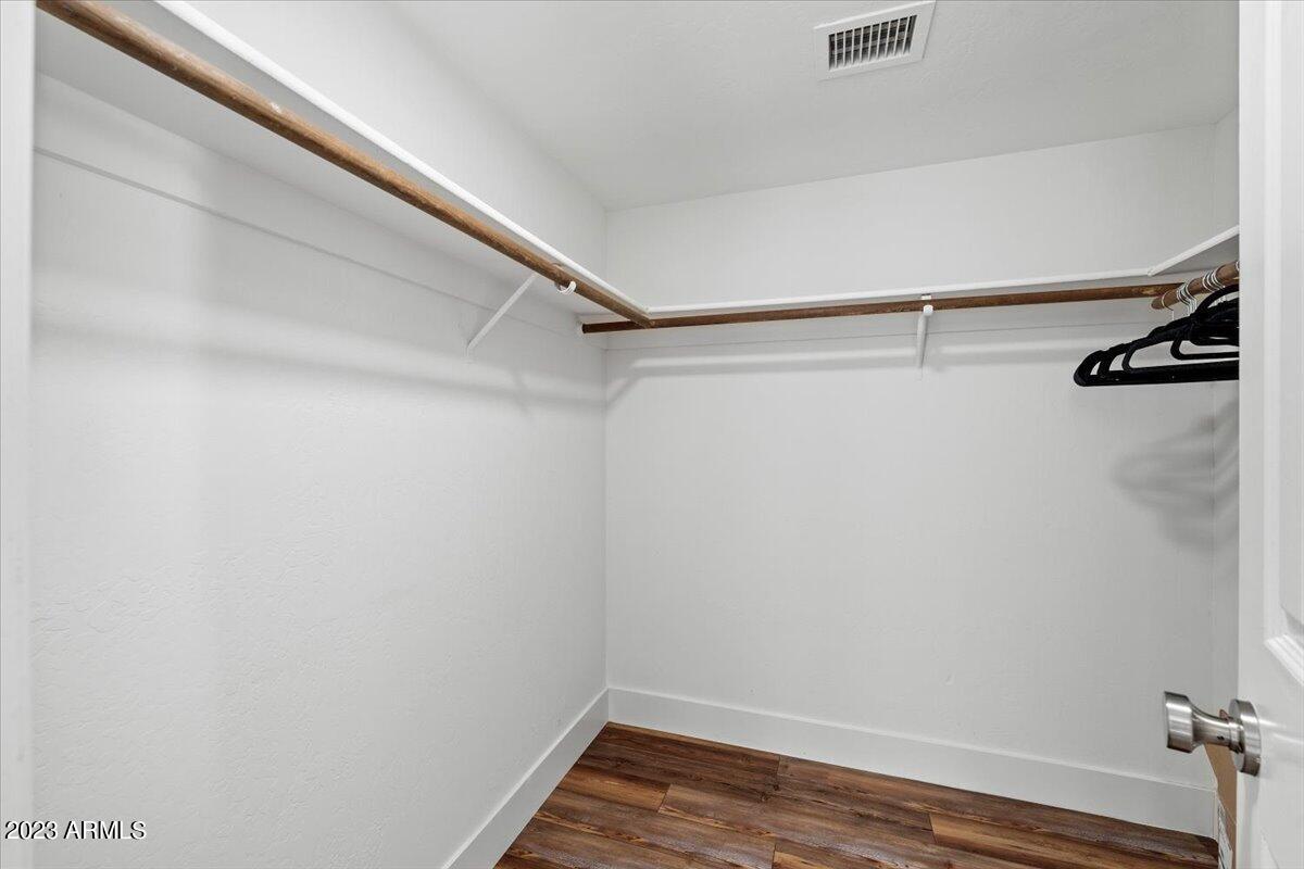 6349 N 78th Street Unit: 105