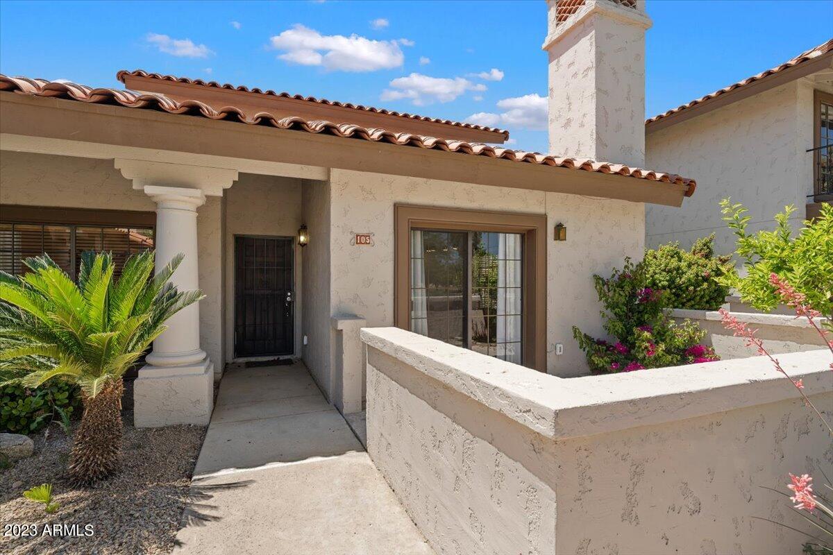 6349 N 78th Street Unit: 105