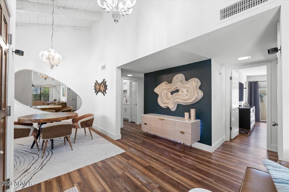 6349 N 78th Street Unit: 105