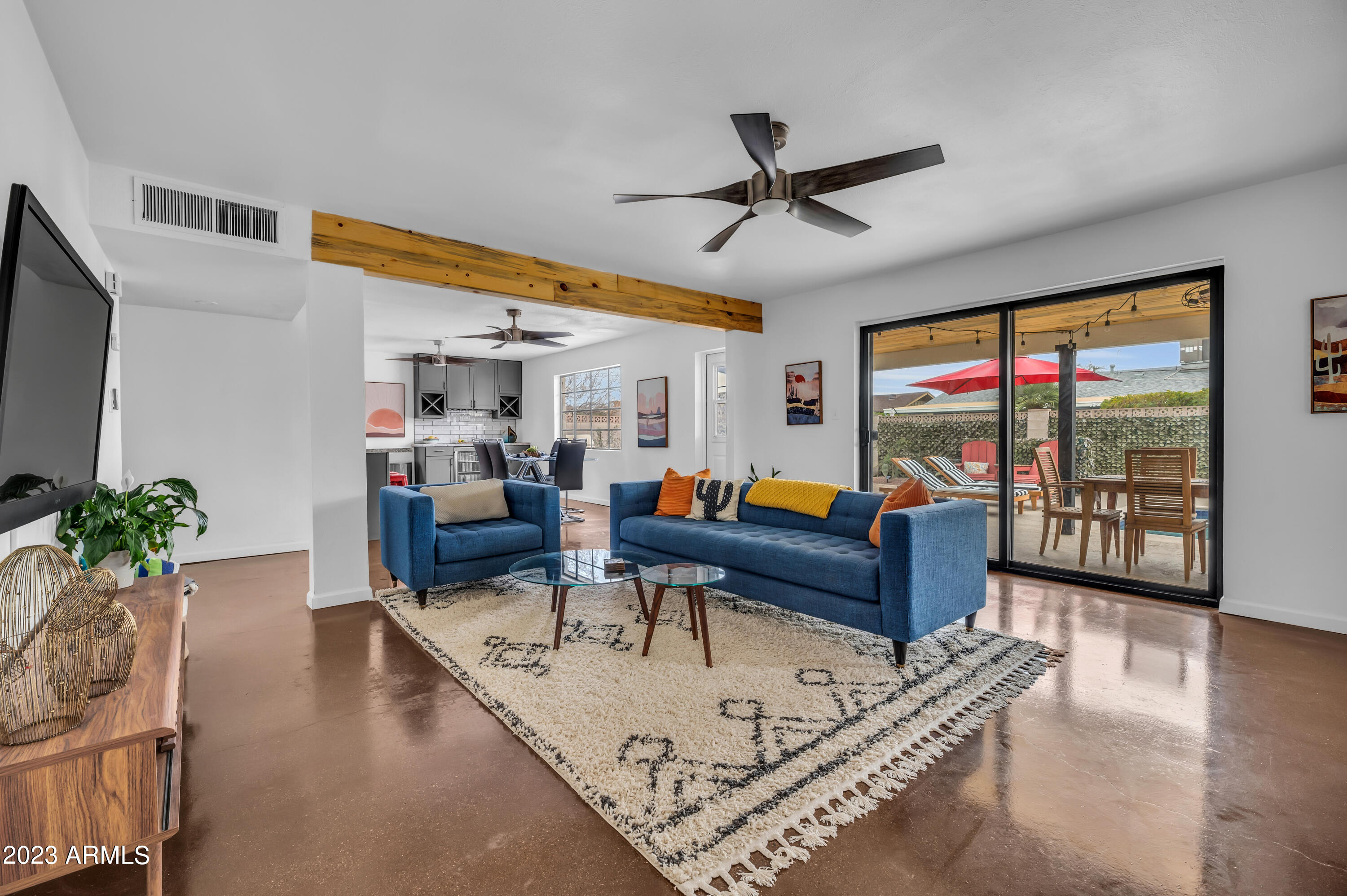 8335 E WELDON Avenue