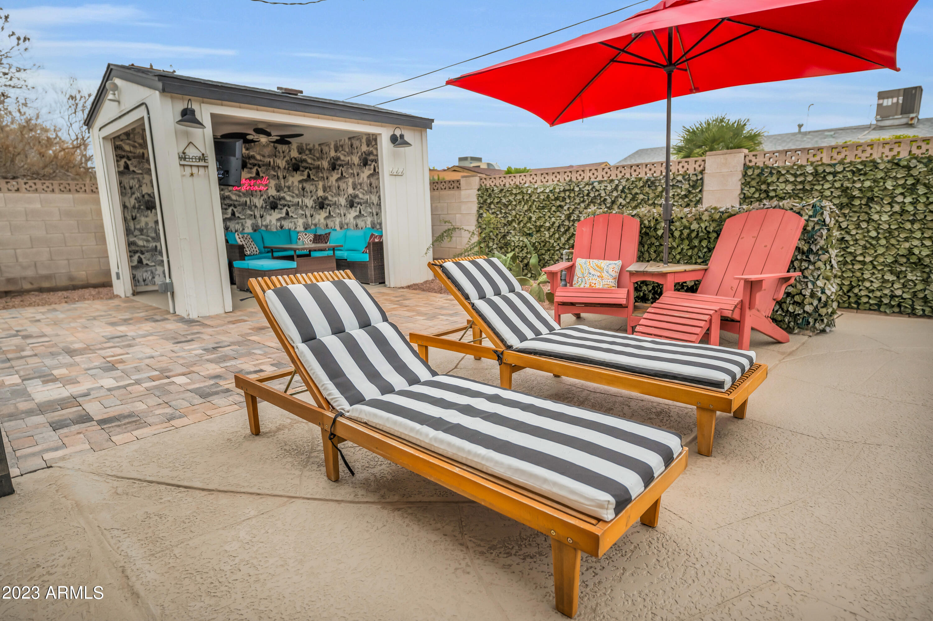 8335 E WELDON Avenue