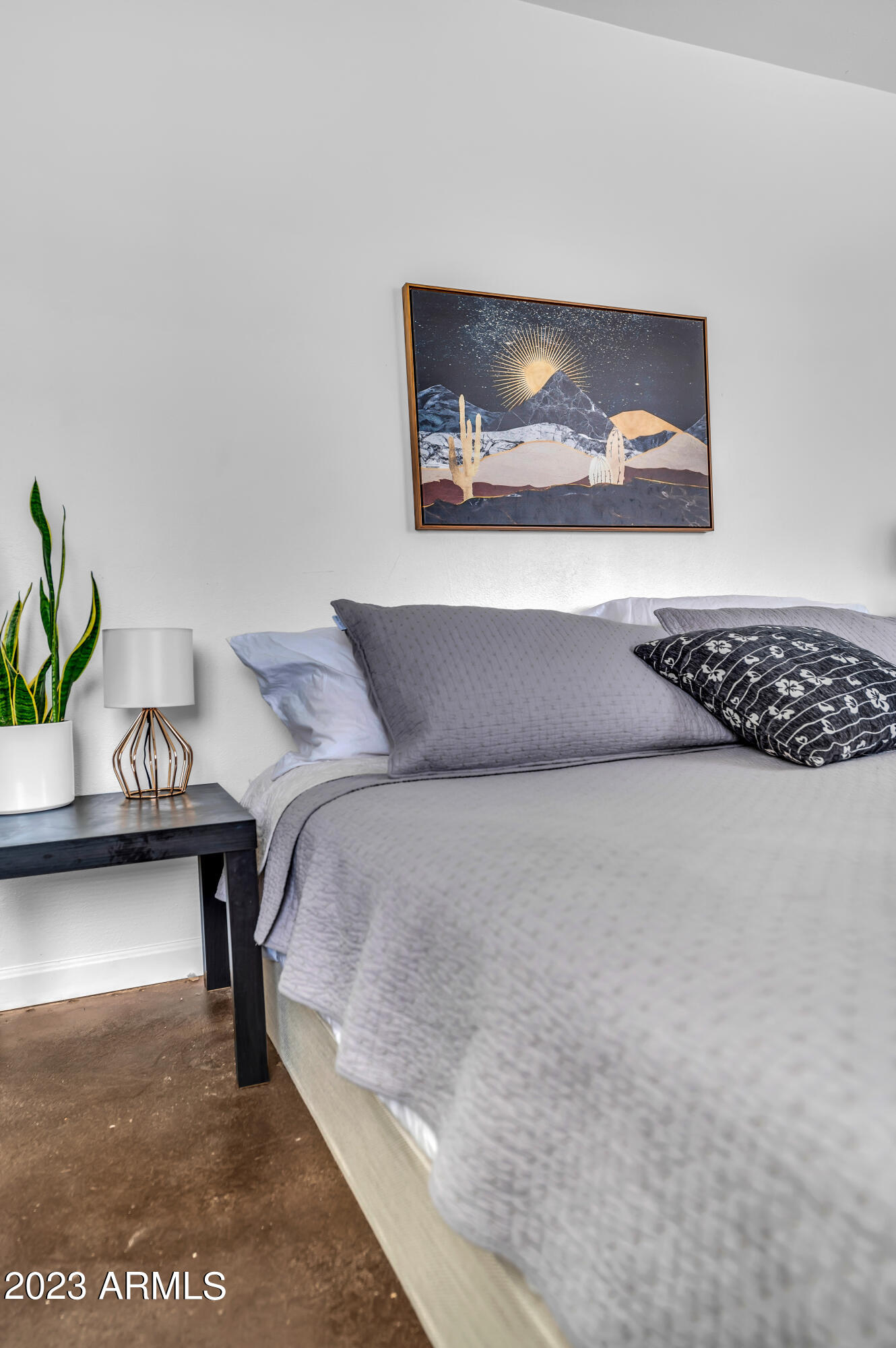 8335 E WELDON Avenue