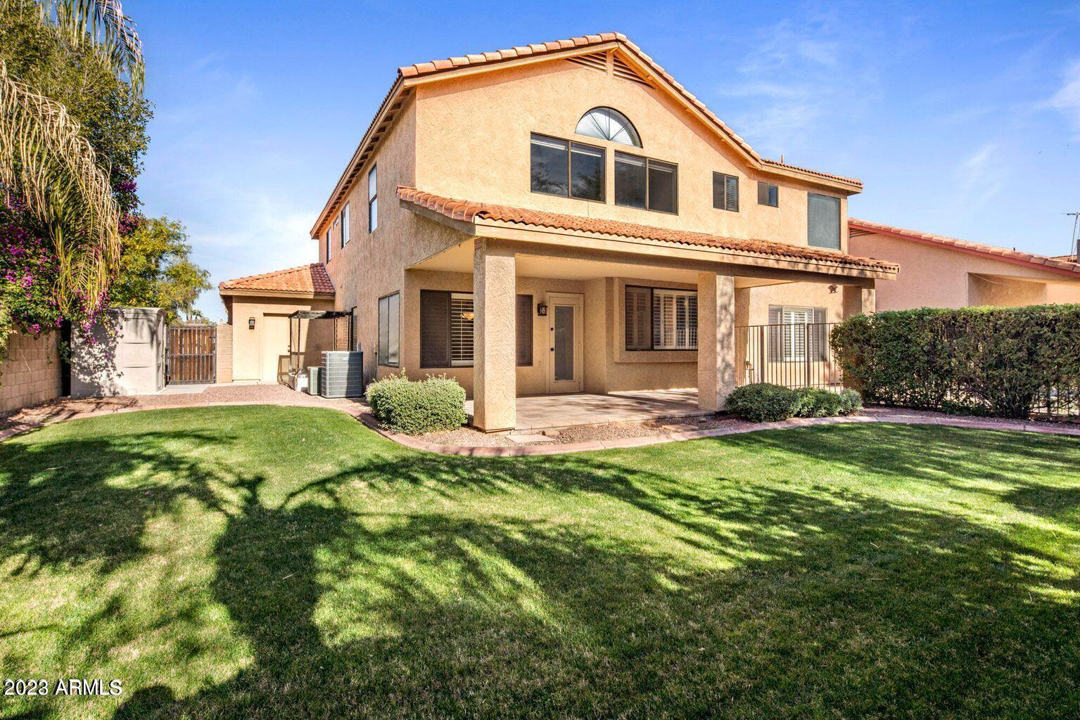 5643 E BEVERLY Lane