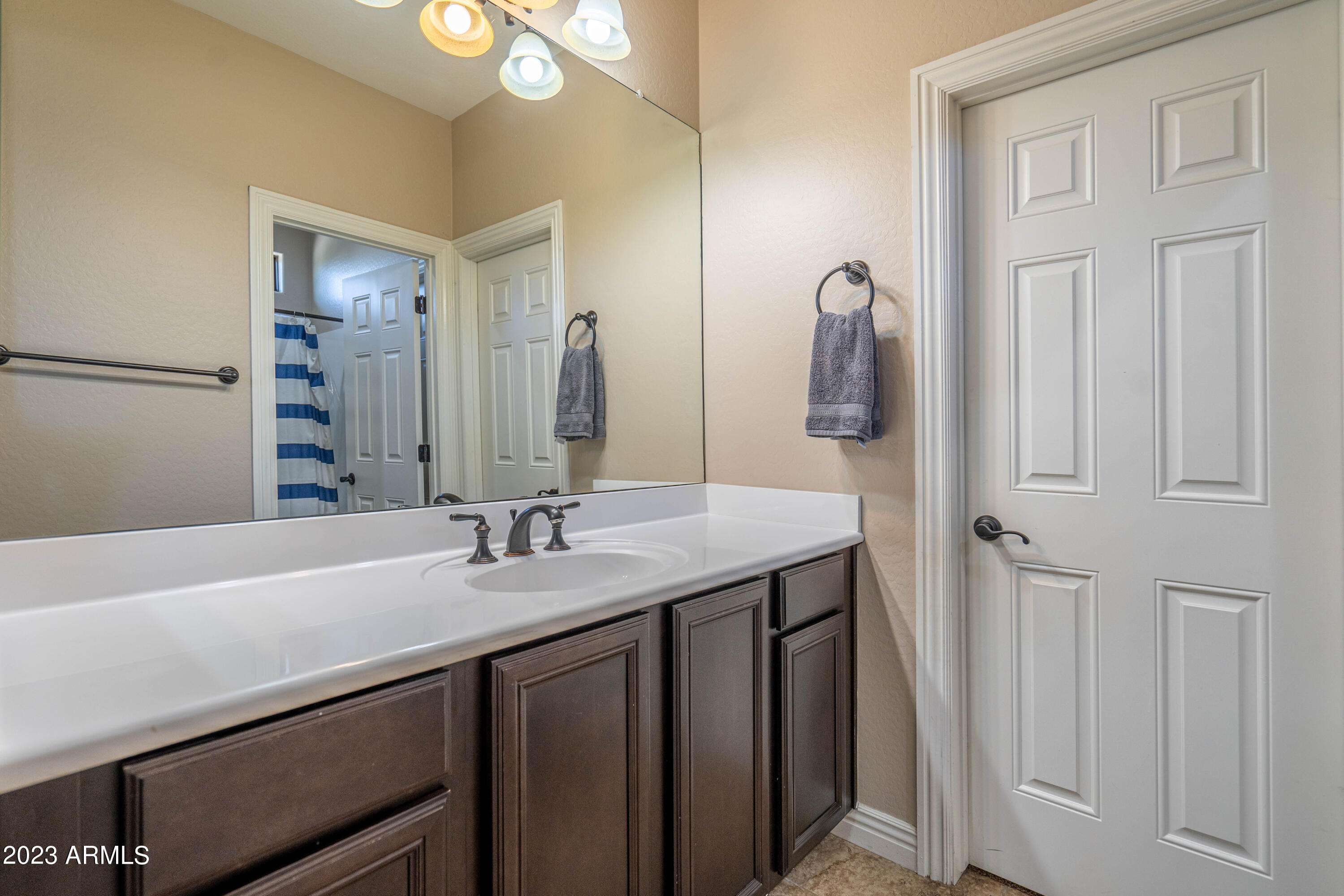 3031 E LOS ALTOS Court