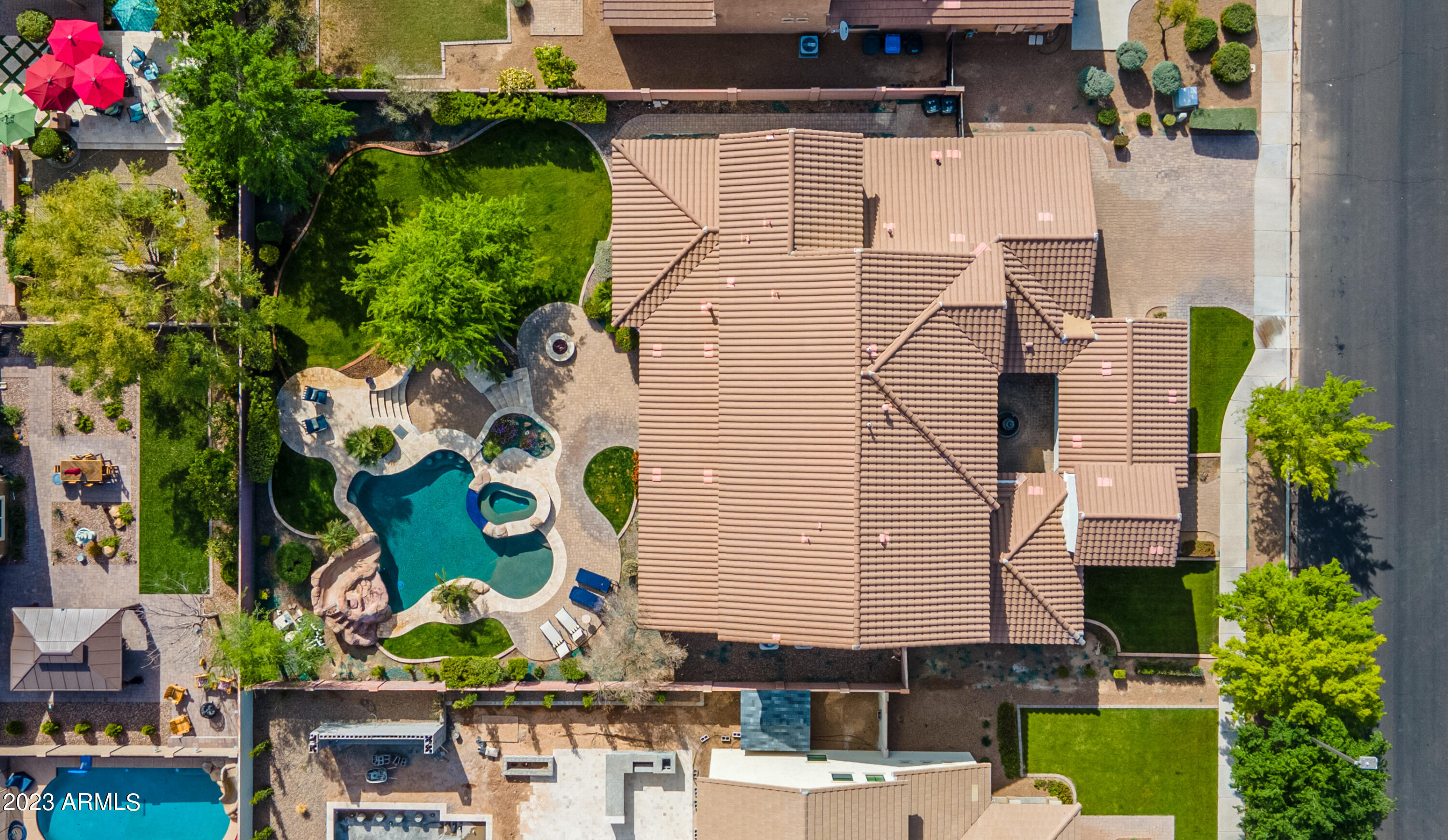 3031 E LOS ALTOS Court