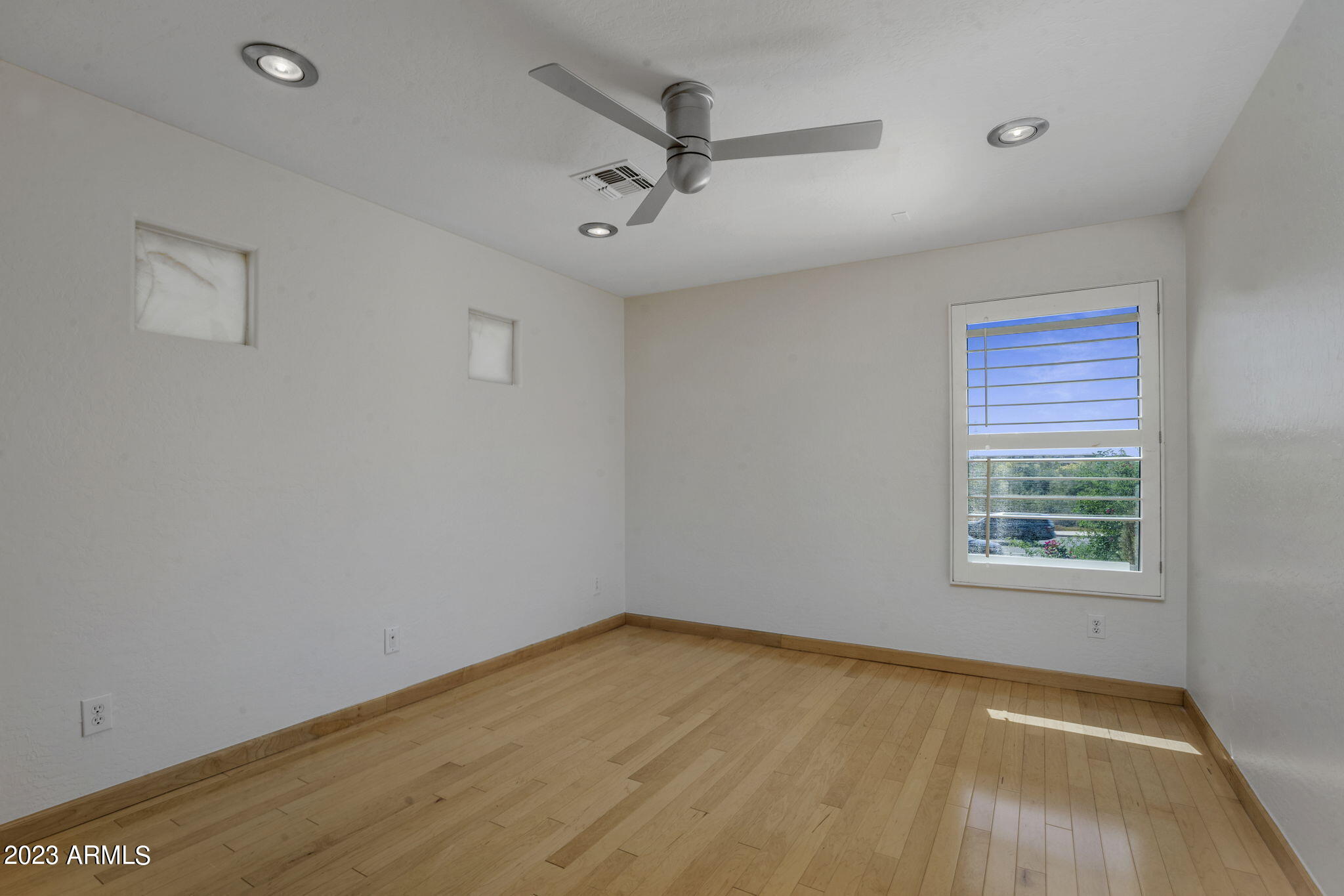 16250 N 98TH Place