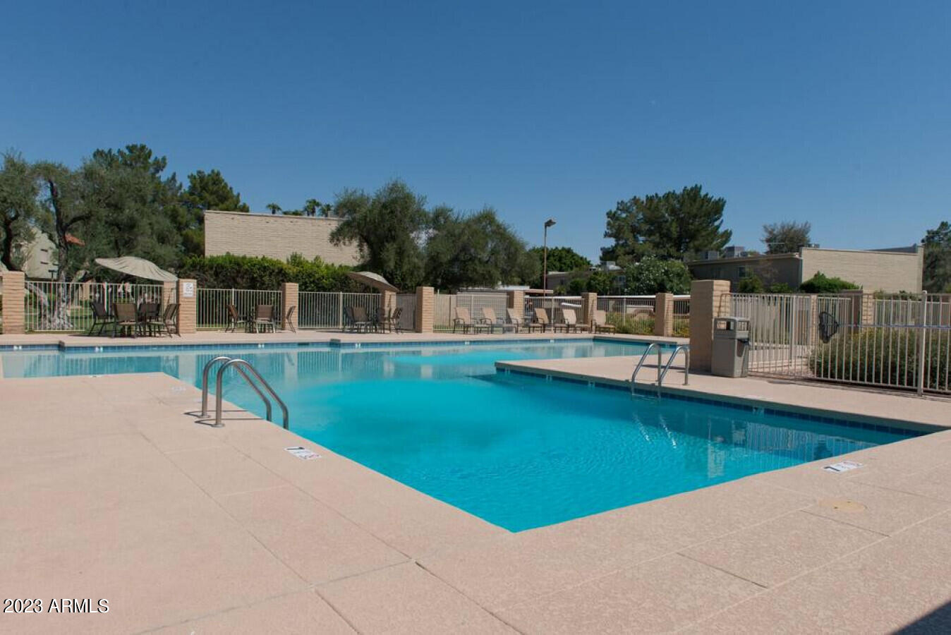 7643 E MONTECITO Avenue