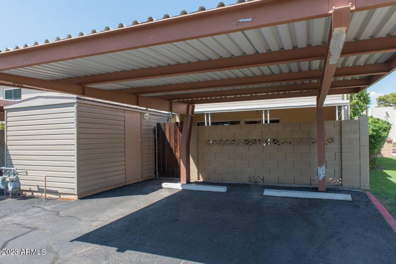 7643 E MONTECITO Avenue