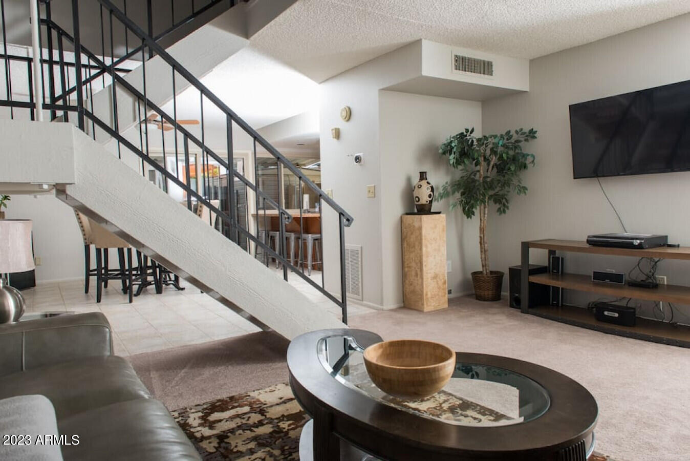 7643 E MONTECITO Avenue