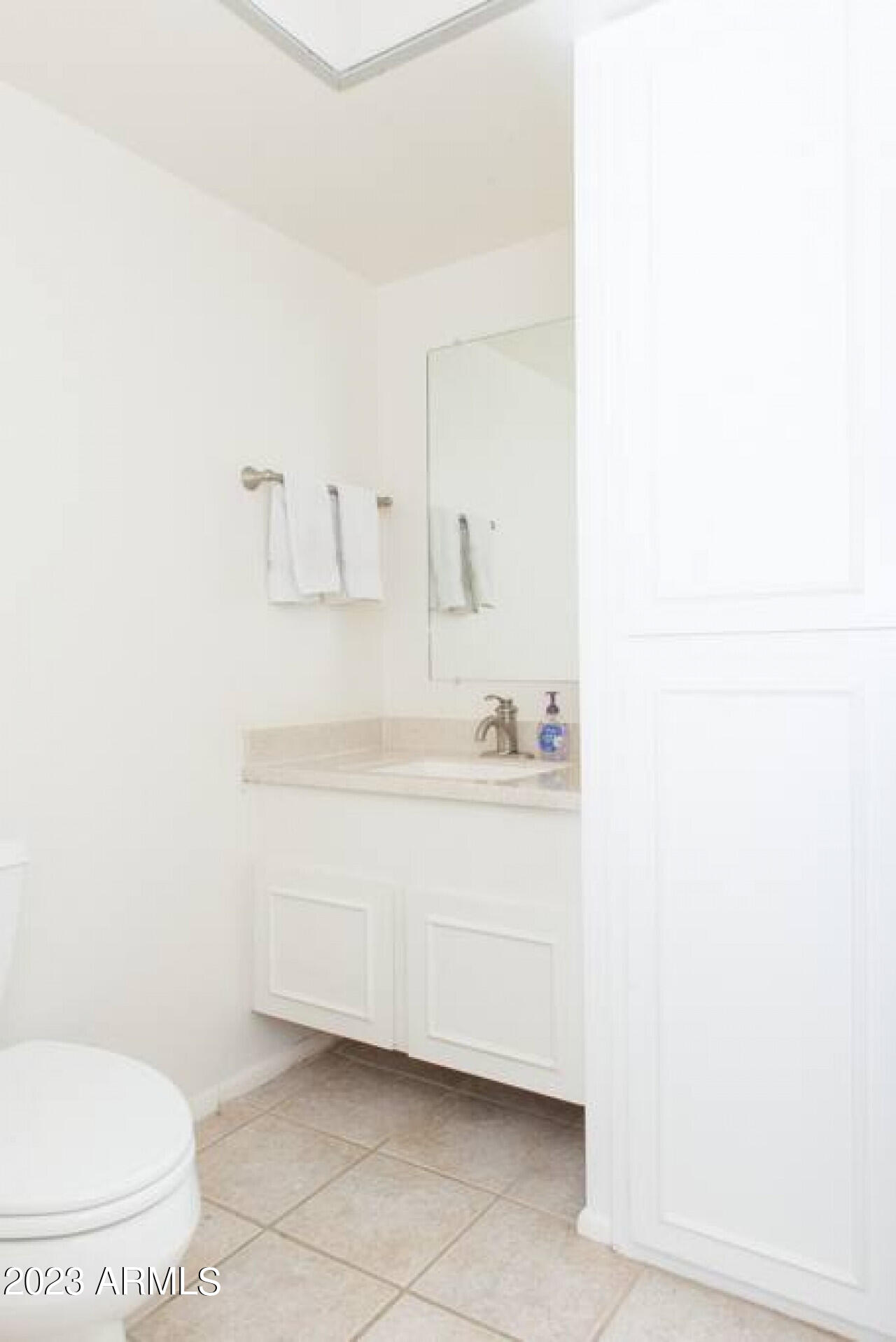 7643 E MONTECITO Avenue