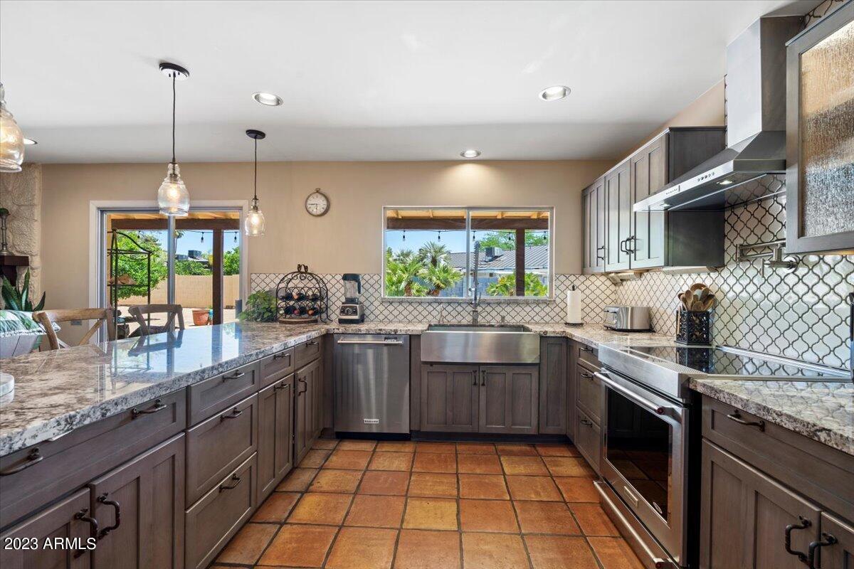 12243 N 58TH Street