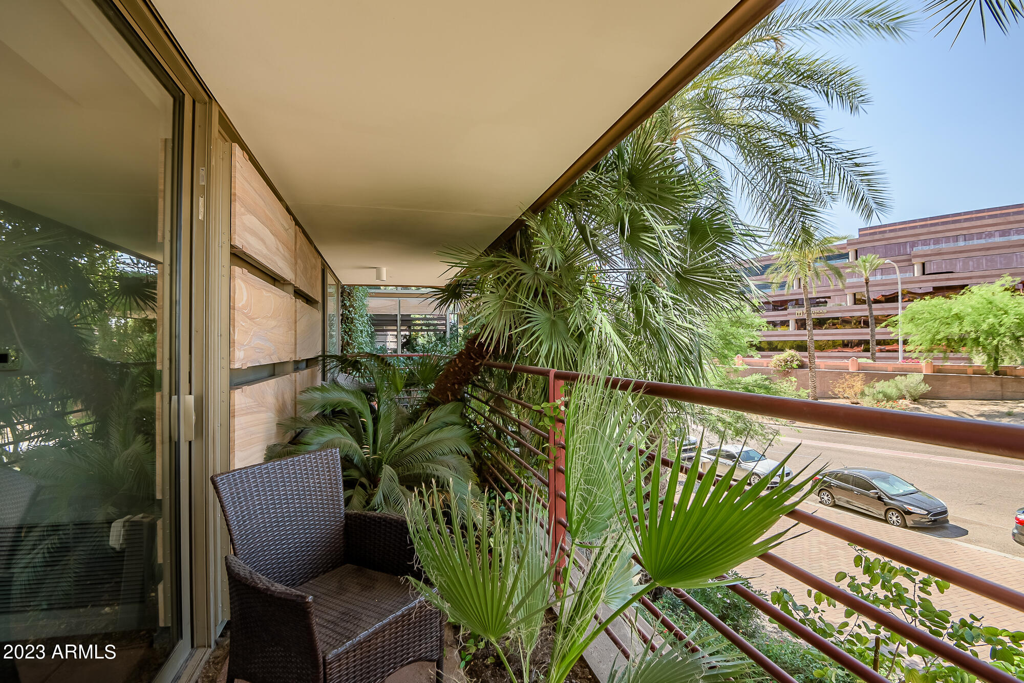 7161 E RANCHO VISTA Drive Unit: 2009