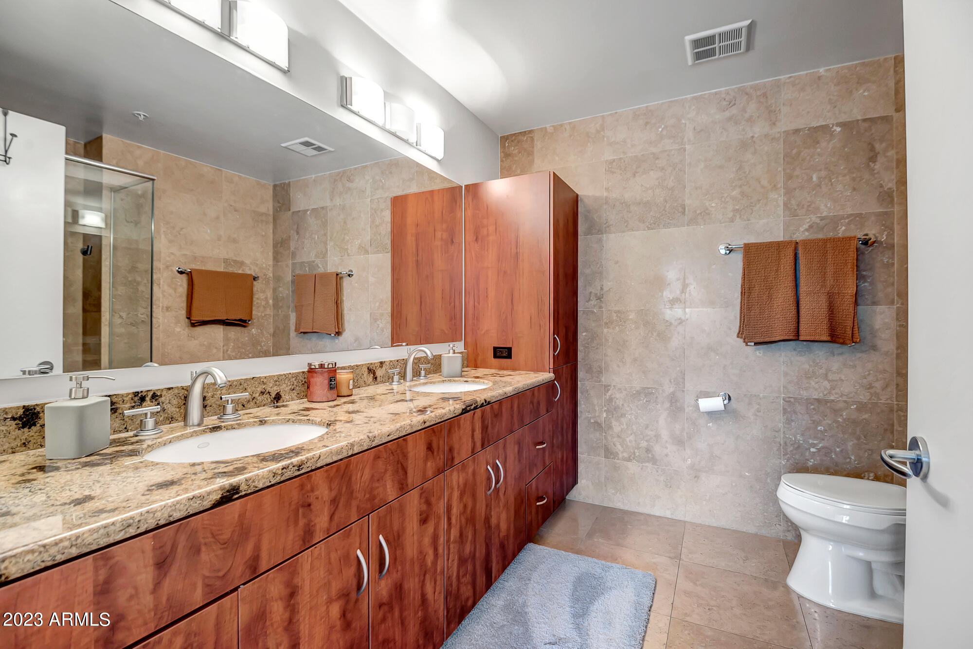 7161 E RANCHO VISTA Drive Unit: 2009
