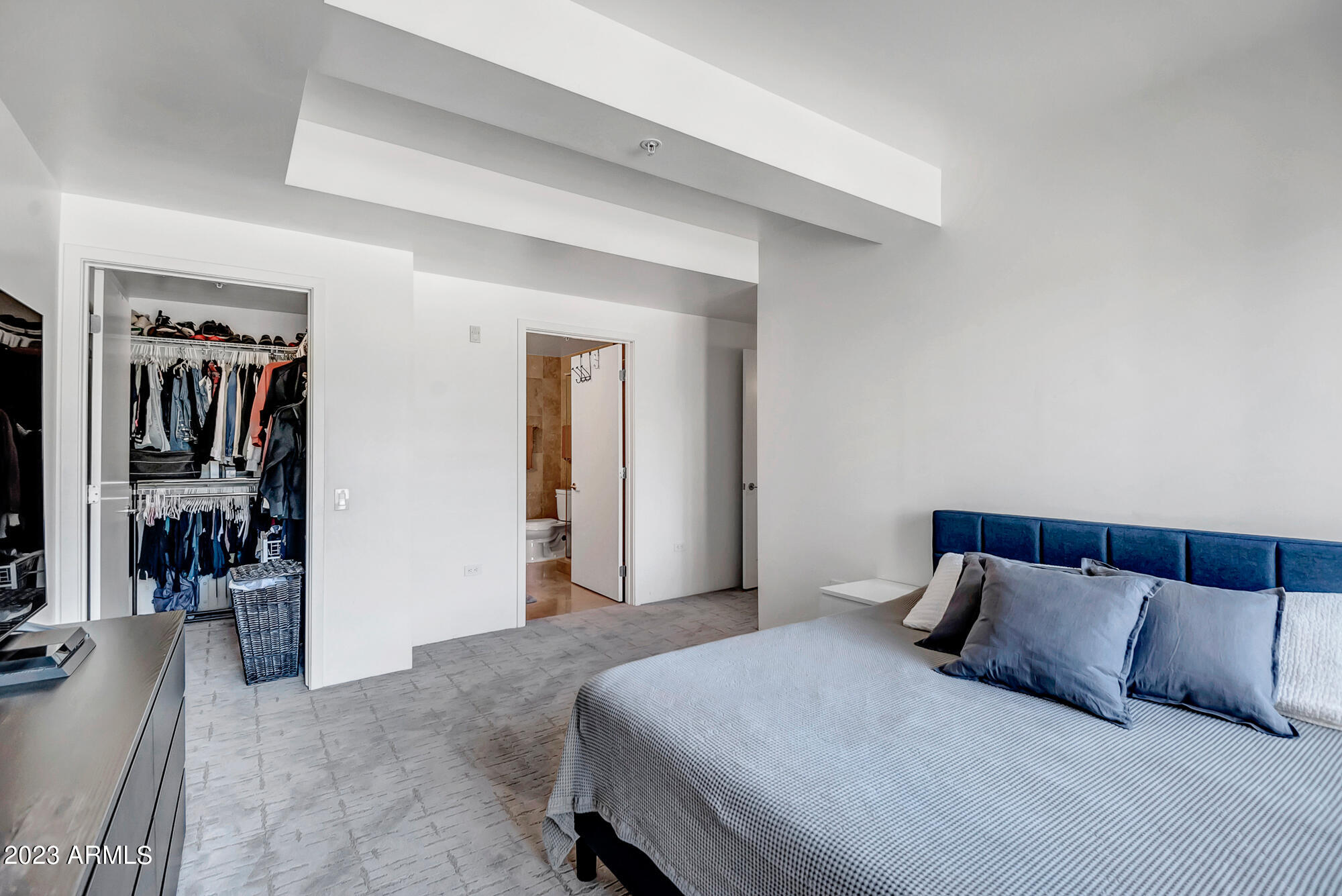 7161 E RANCHO VISTA Drive Unit: 2009