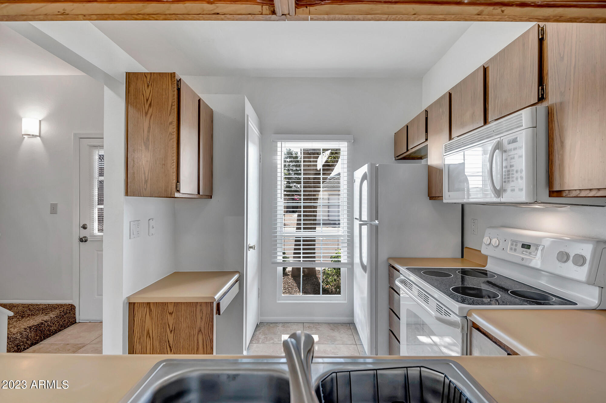 18814 N 33RD Drive Unit: 6
