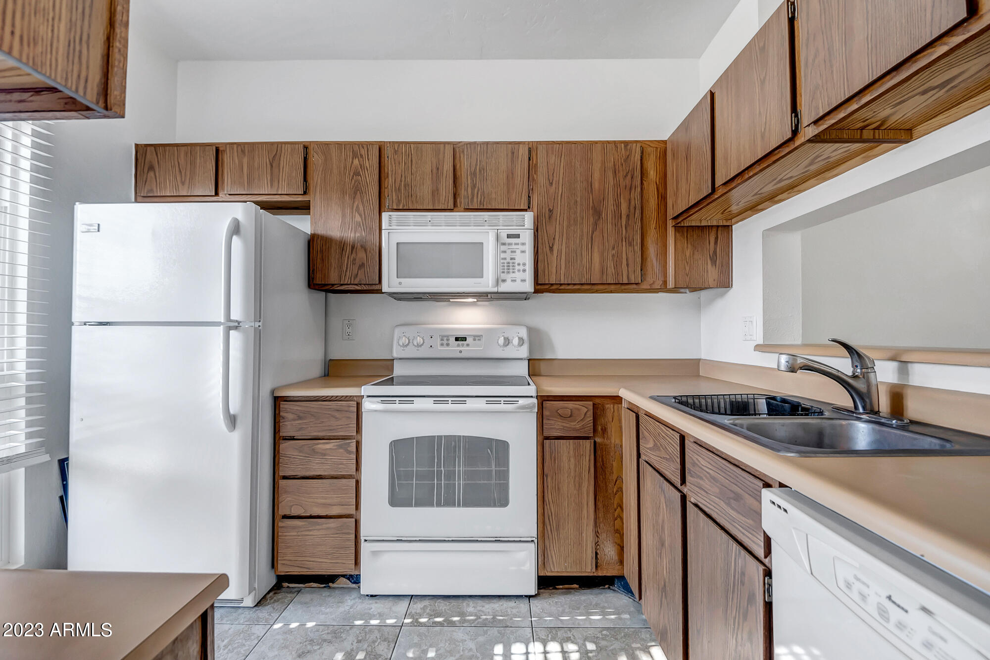 18814 N 33RD Drive Unit: 6
