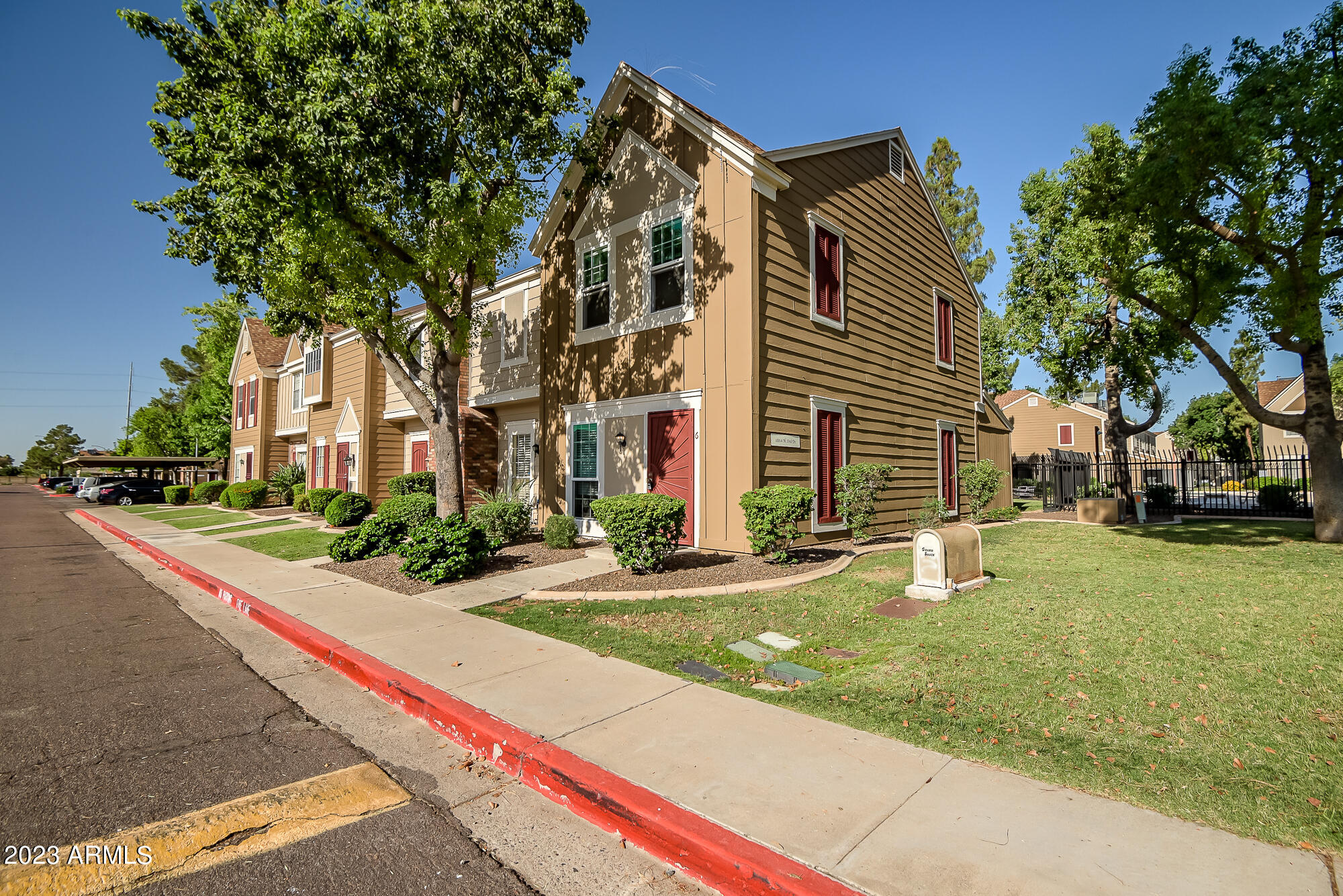 18814 N 33RD Drive Unit: 6