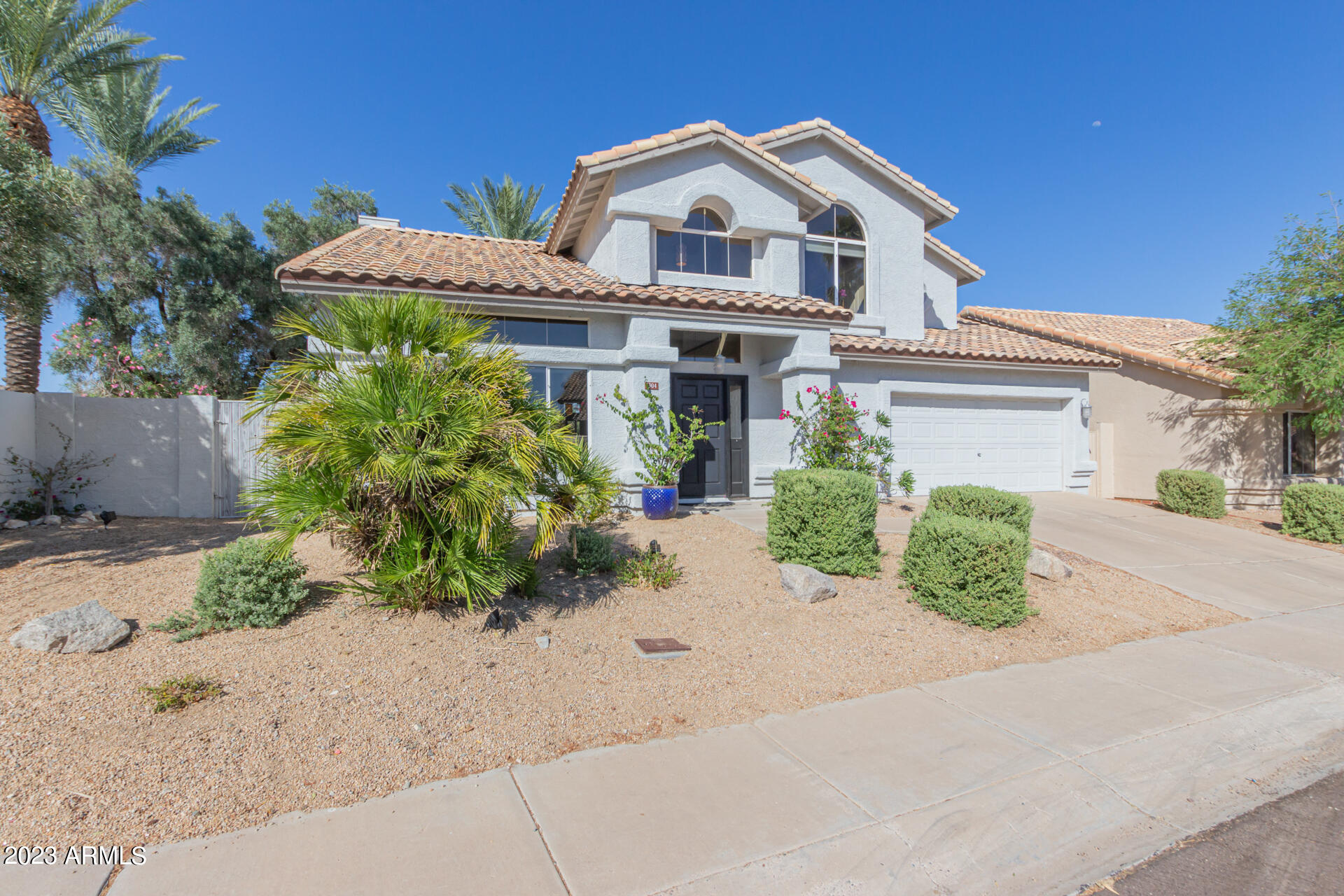 1304 E WILDWOOD Drive